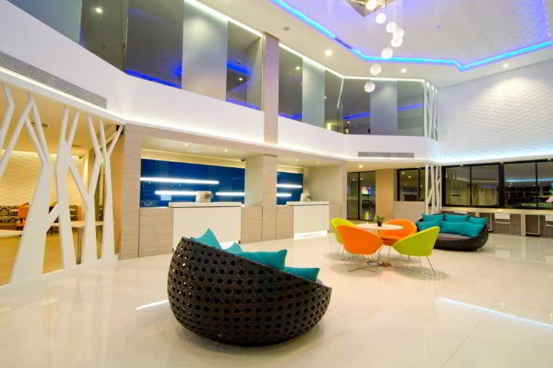 Hotel The 
