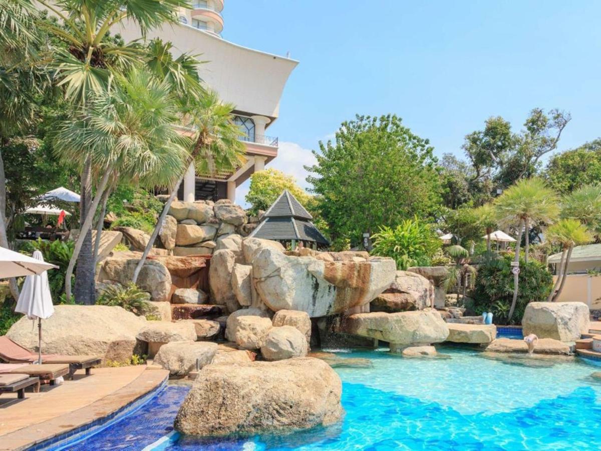 Long Garden & Pavilions 5*
