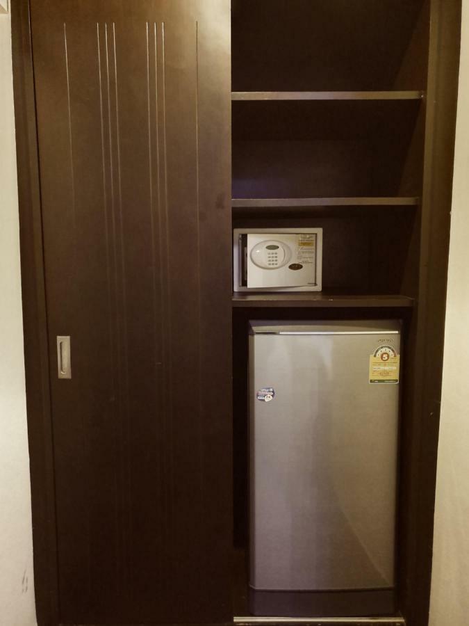 Katesiree Hotel 2*