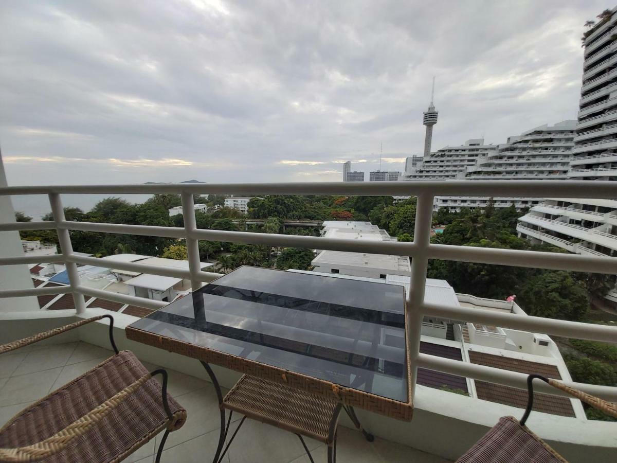 Apartment Condominum In Jomtien With Sea View, Balcony And Free Wifi *