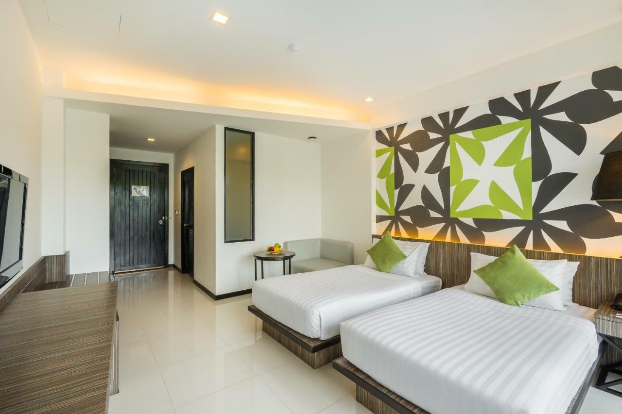 J Hotel