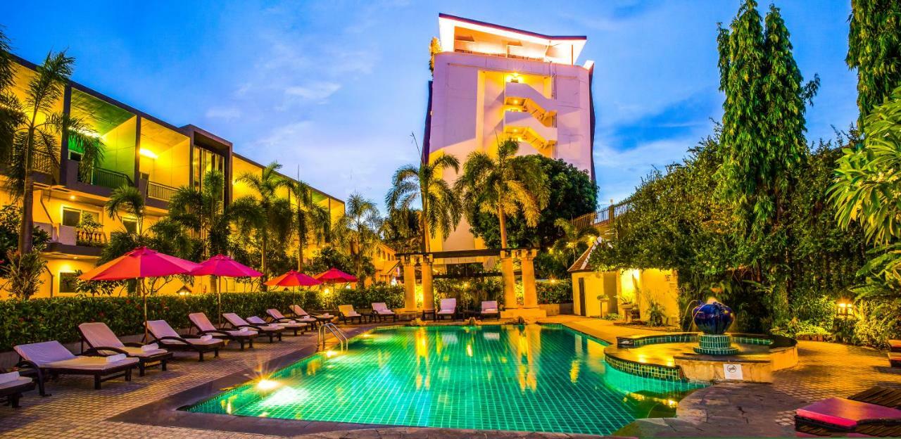 Asleep By Lantana Albergue Pattaya