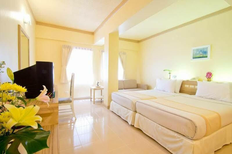 Ambassador Jomtien Wing Hotel 3*