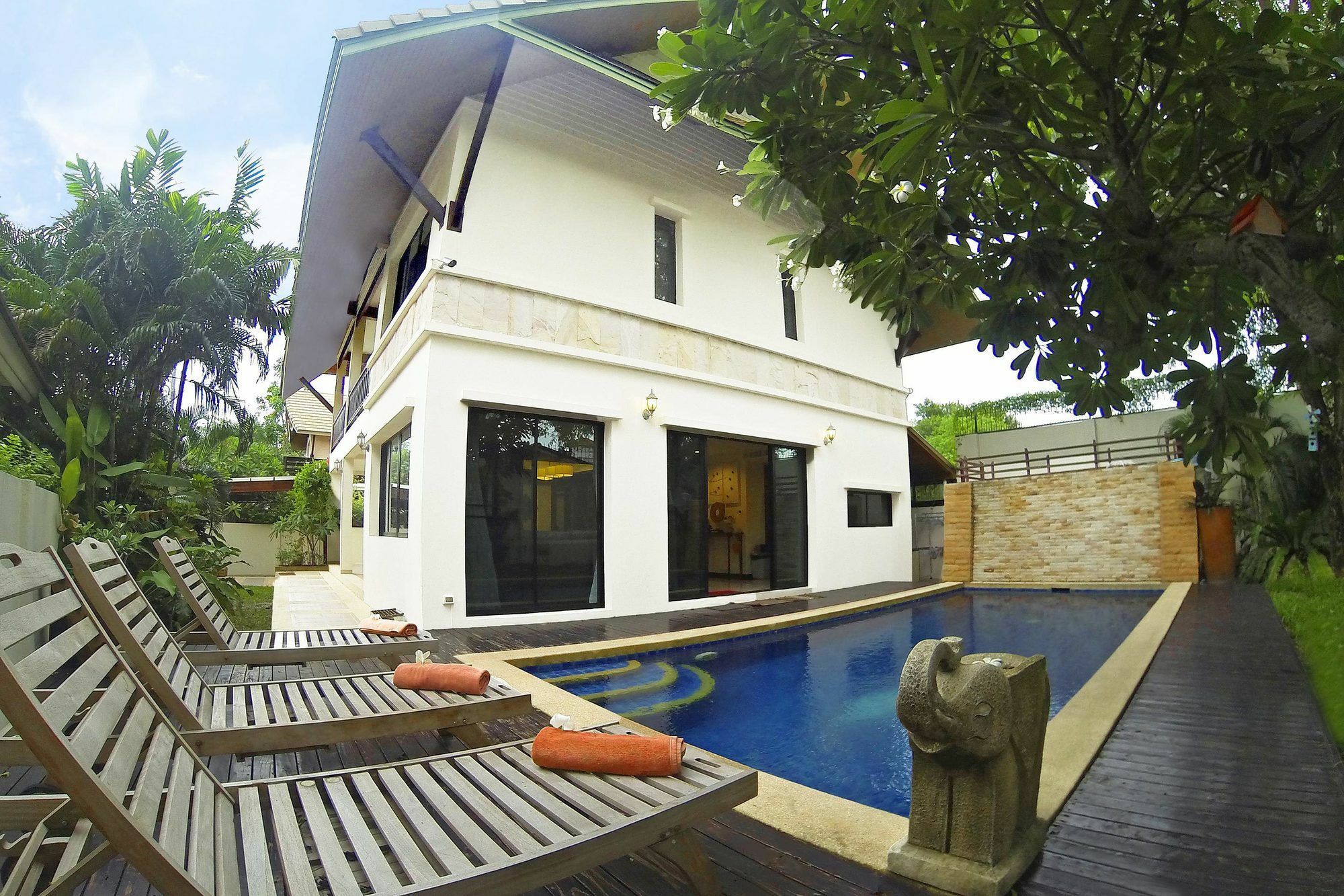 Baan Kon Lafun Vila *