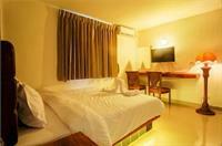 Khunsri Hotel 3*