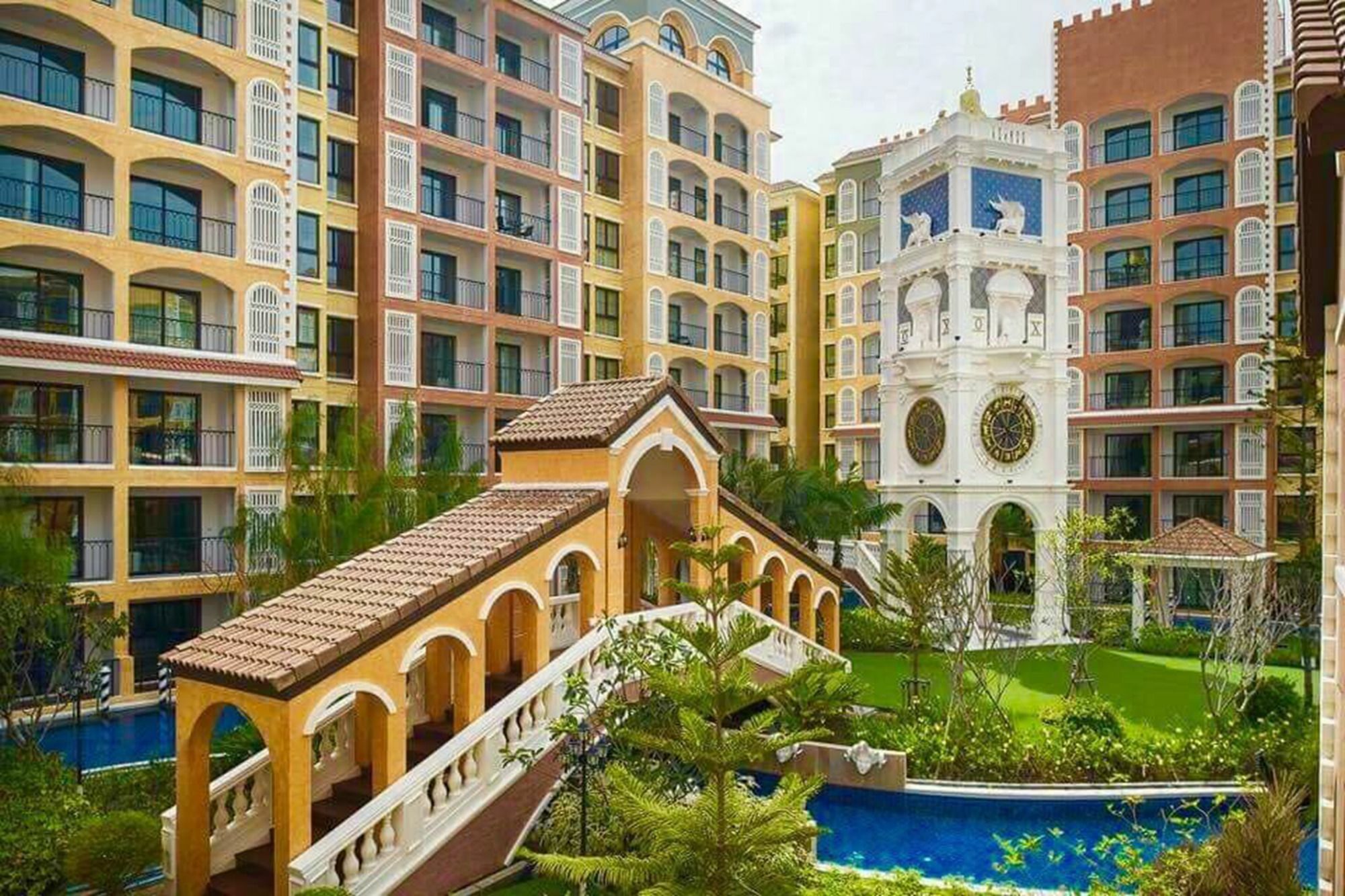 Venetian Signature 3*