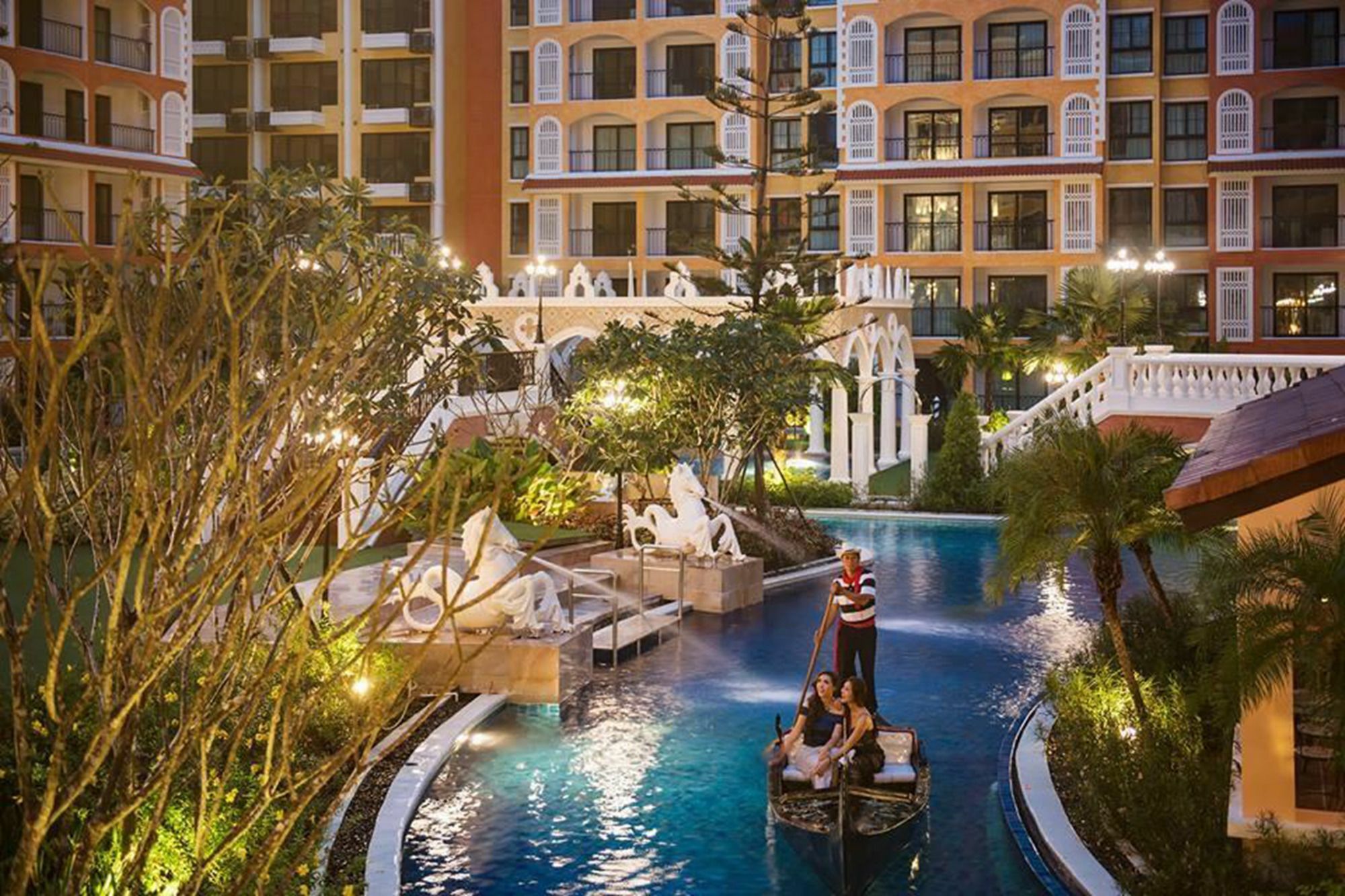 Venetian Signature Hotel Pattaya