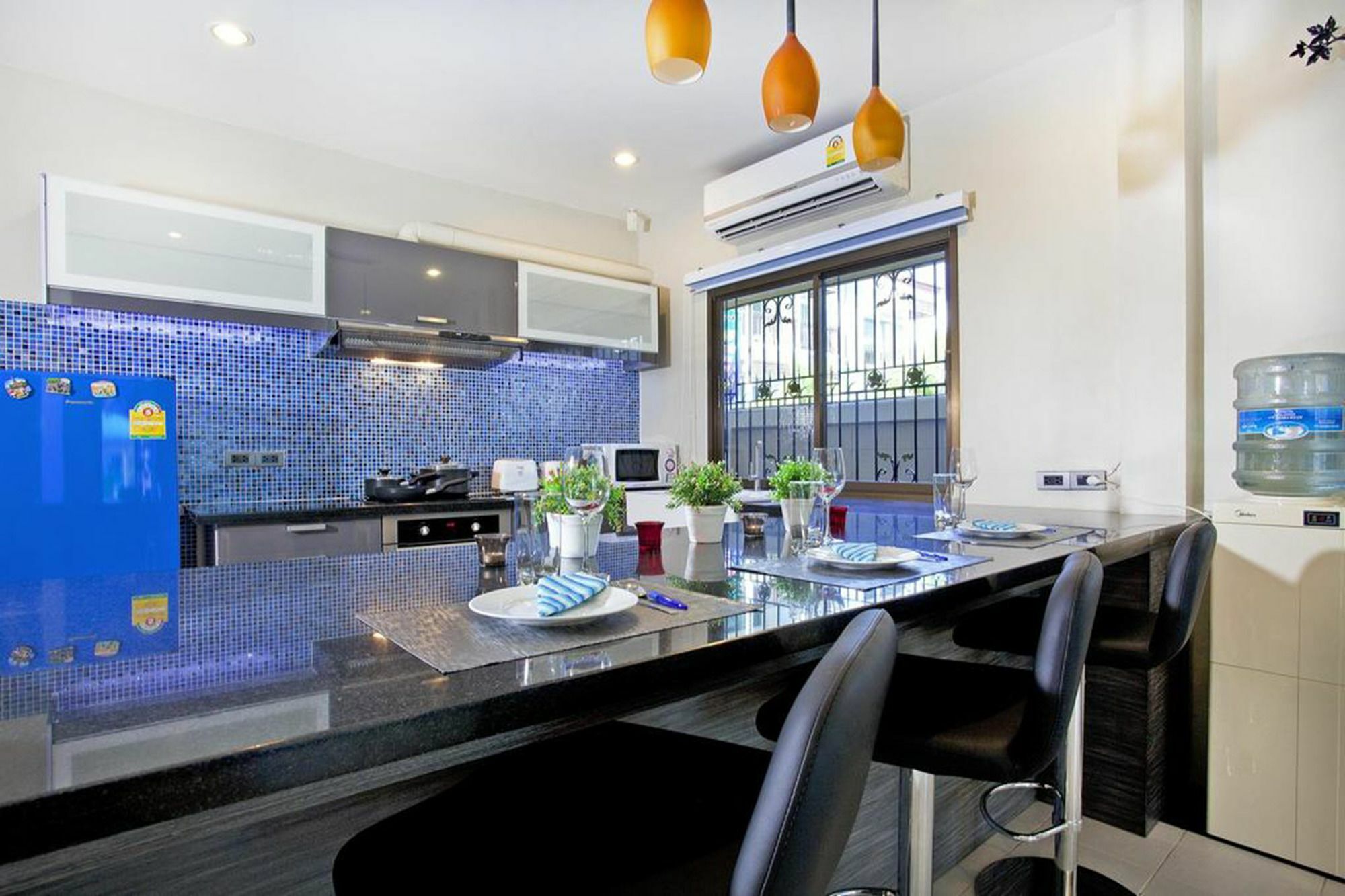 Pool Tanzanite Near Walking Street Pattaya