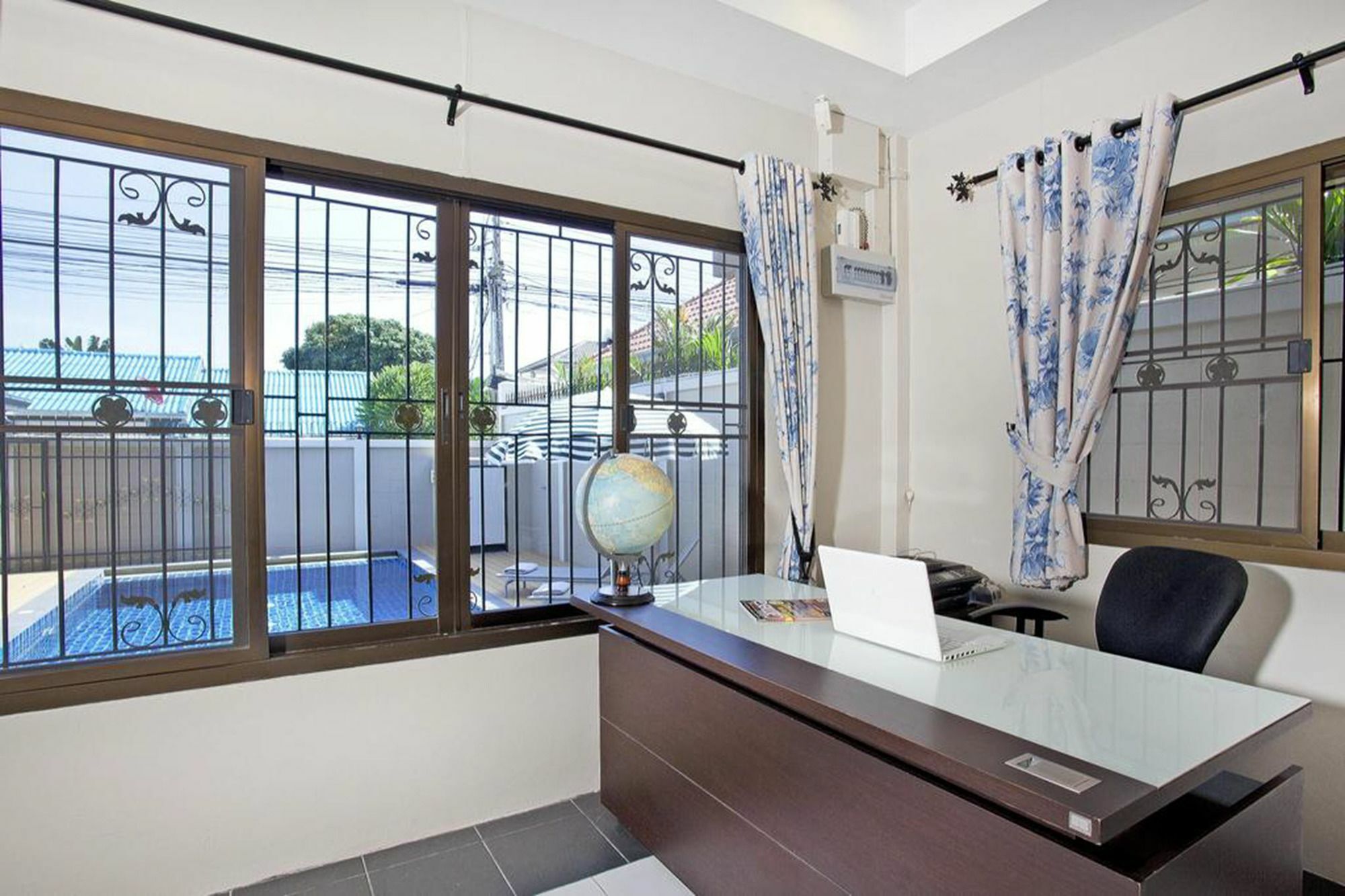 Pool Tanzanite Near Walking Street Villa