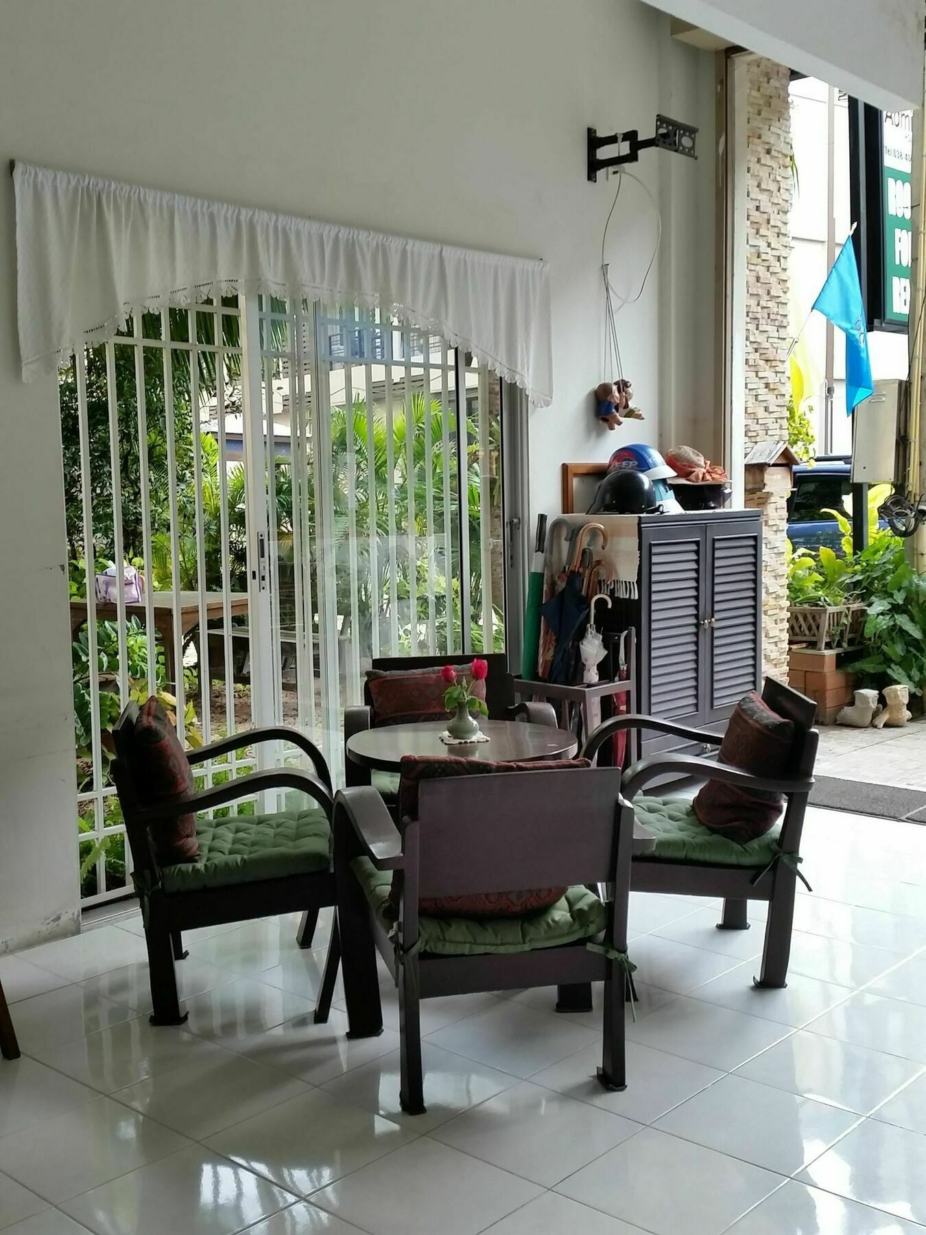 Admire House Guest house *