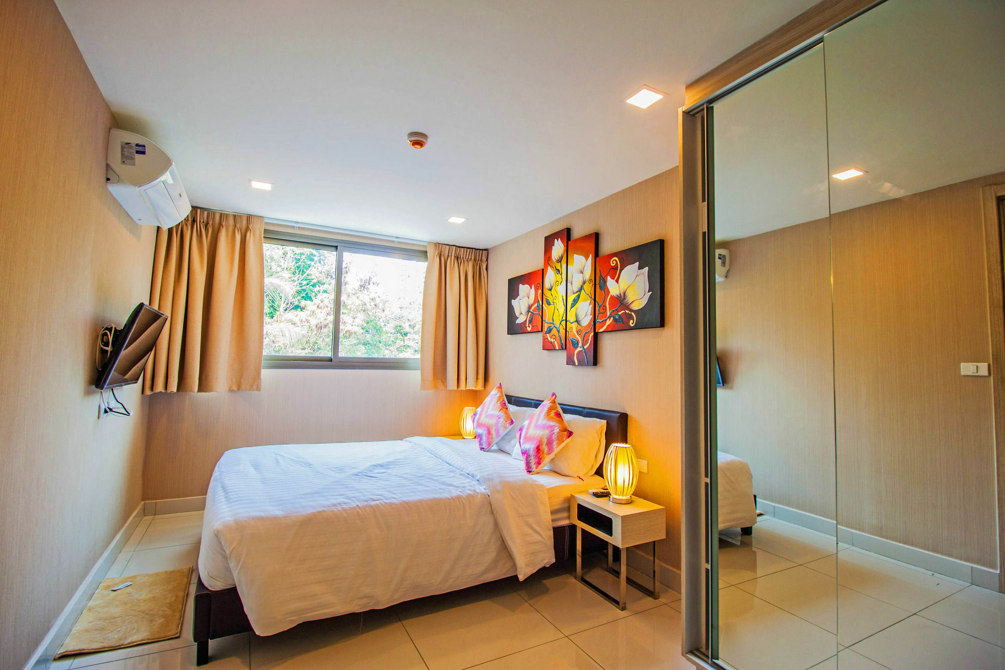 Laguna Bay 2 By Sunny Apartment Pattaya