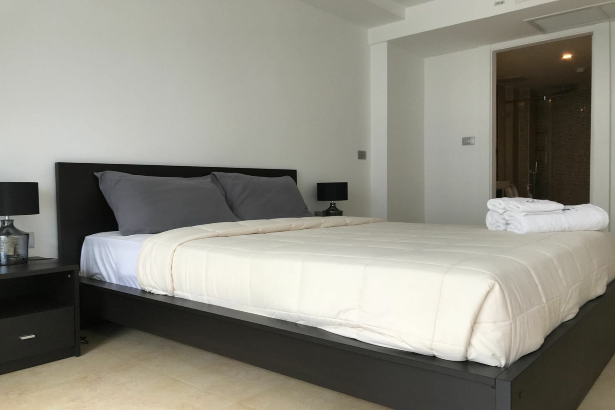 Apartment Uplus Avenue Pattaya