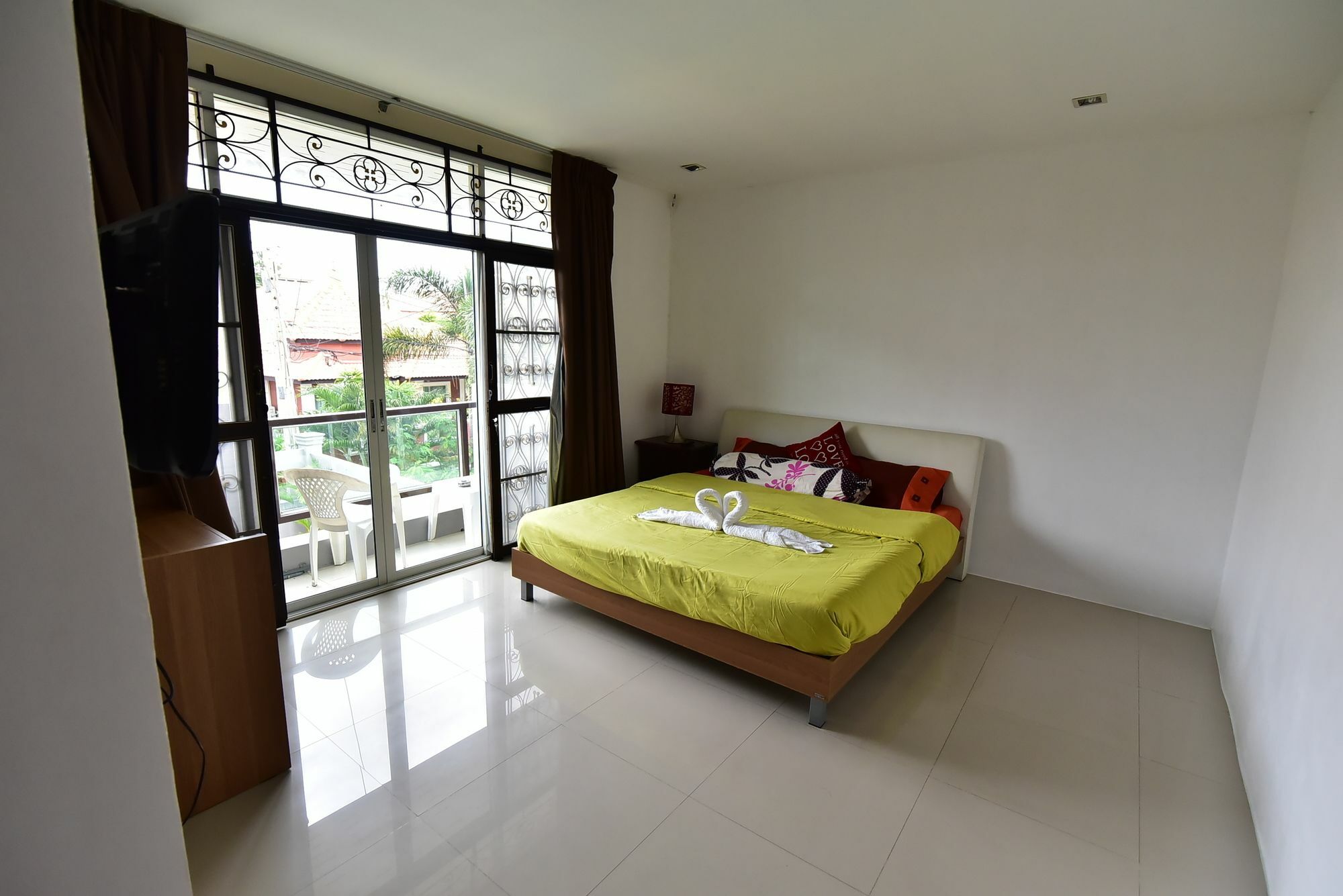 Baan Roi Lan Pattaya