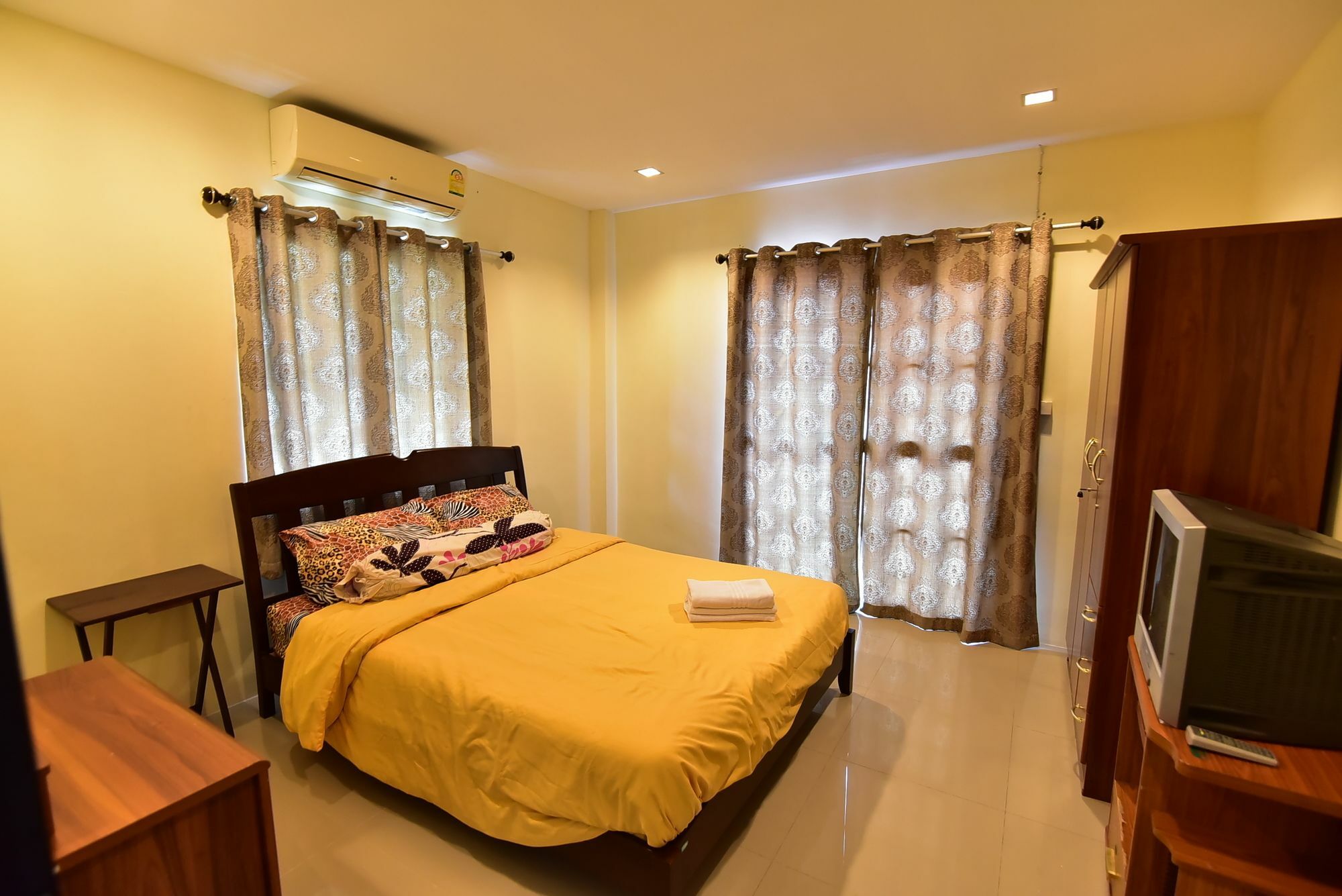 Baan Roi Lan Pattaya