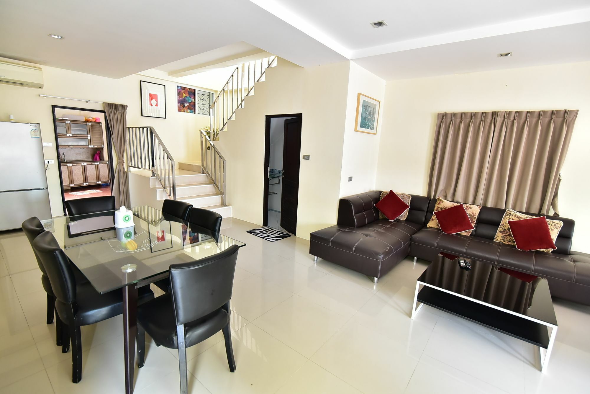 Baan Roi Lan Holiday home *