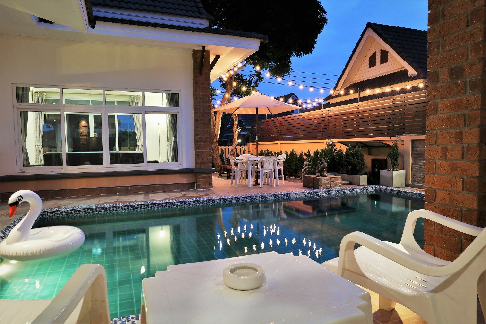 Villa Hansa Paradise Hill Pool *