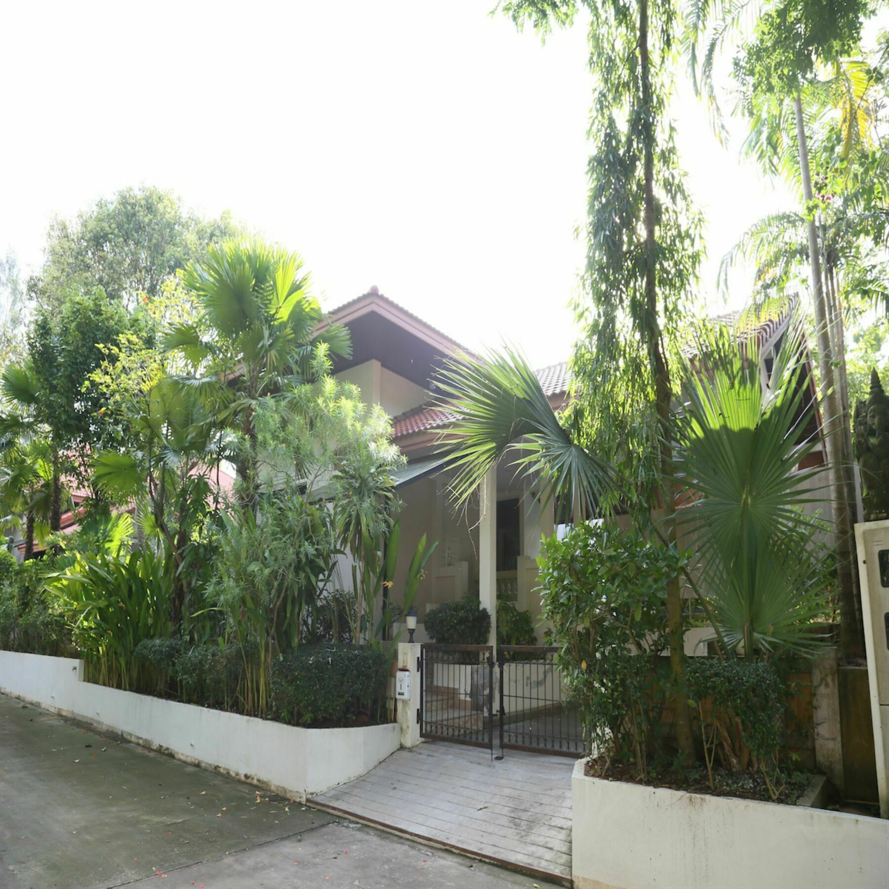 Resort Scenxury Pattaya