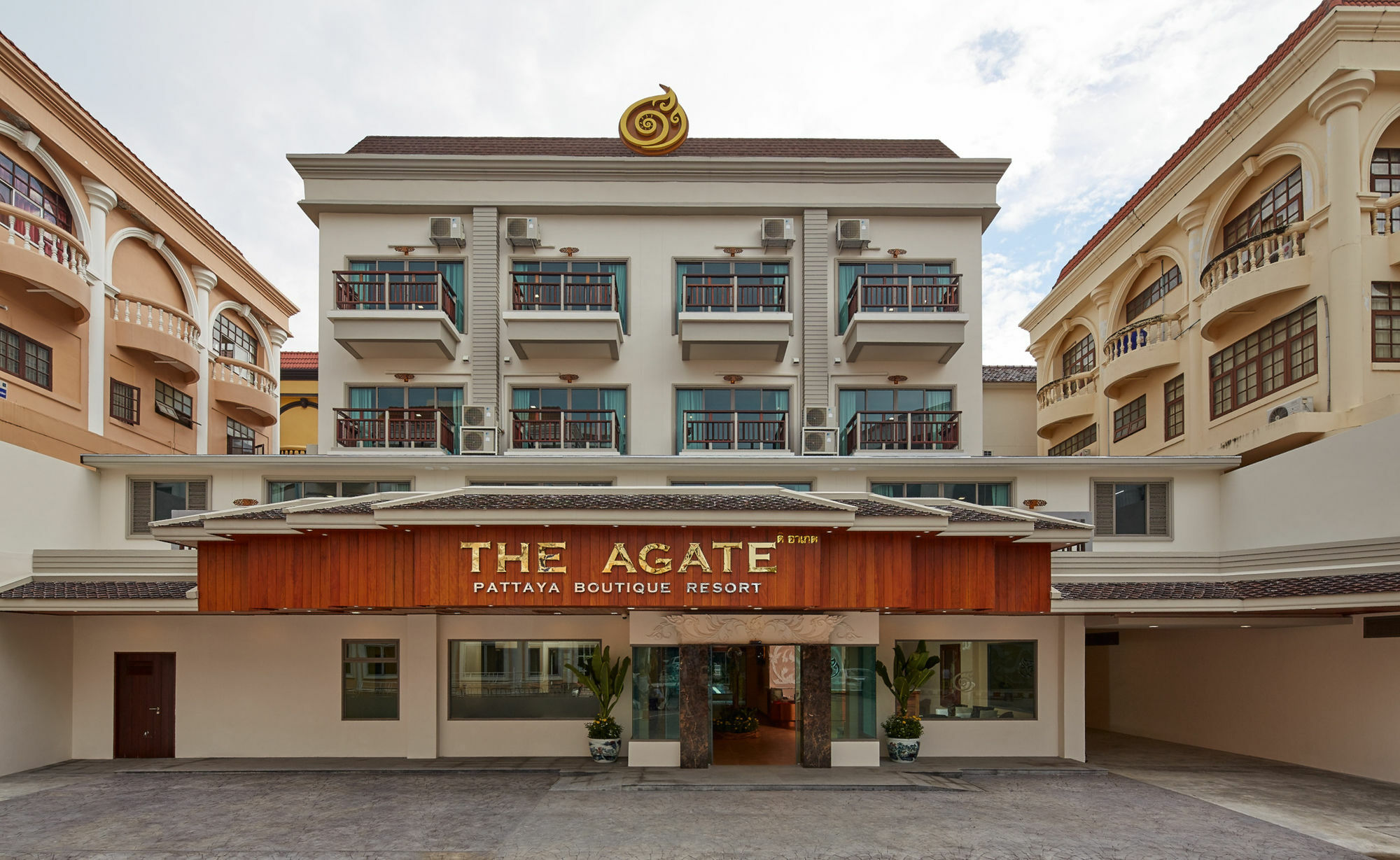 The Agate Boutique 4*