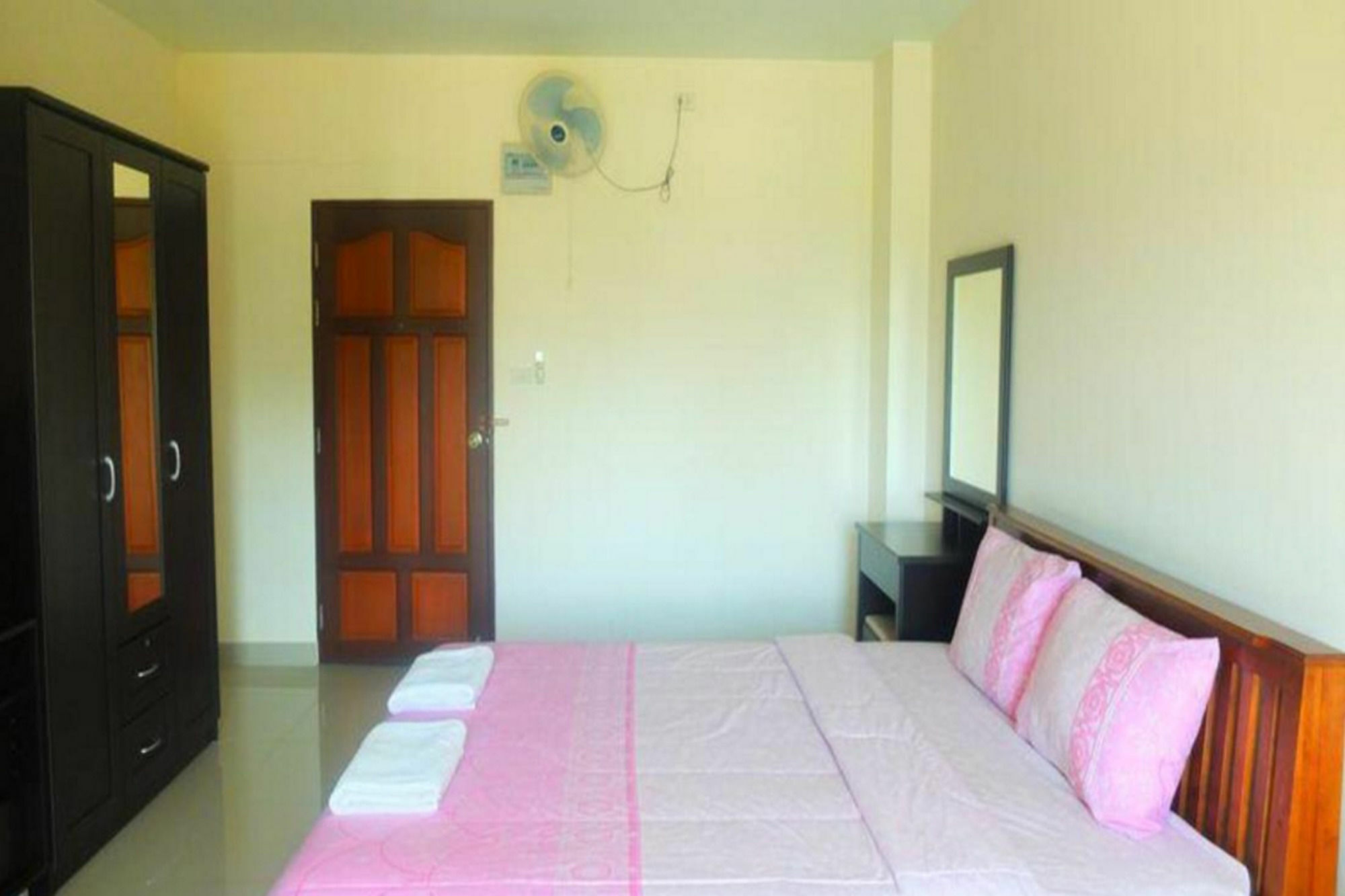 Lk Pavilion Executive Serviced Inn 2*