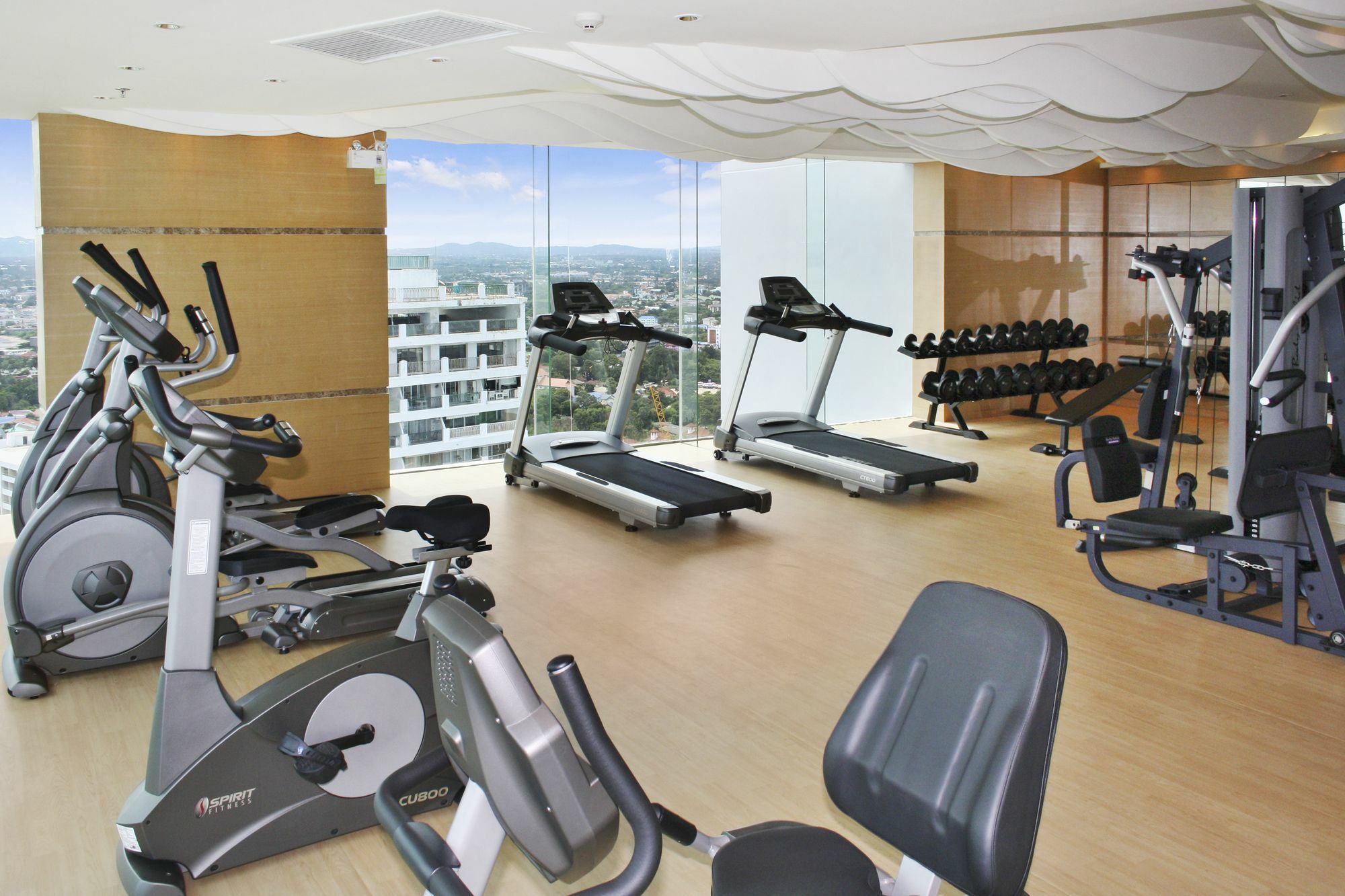 Apartment Wong Amat 2 Br Pattaya