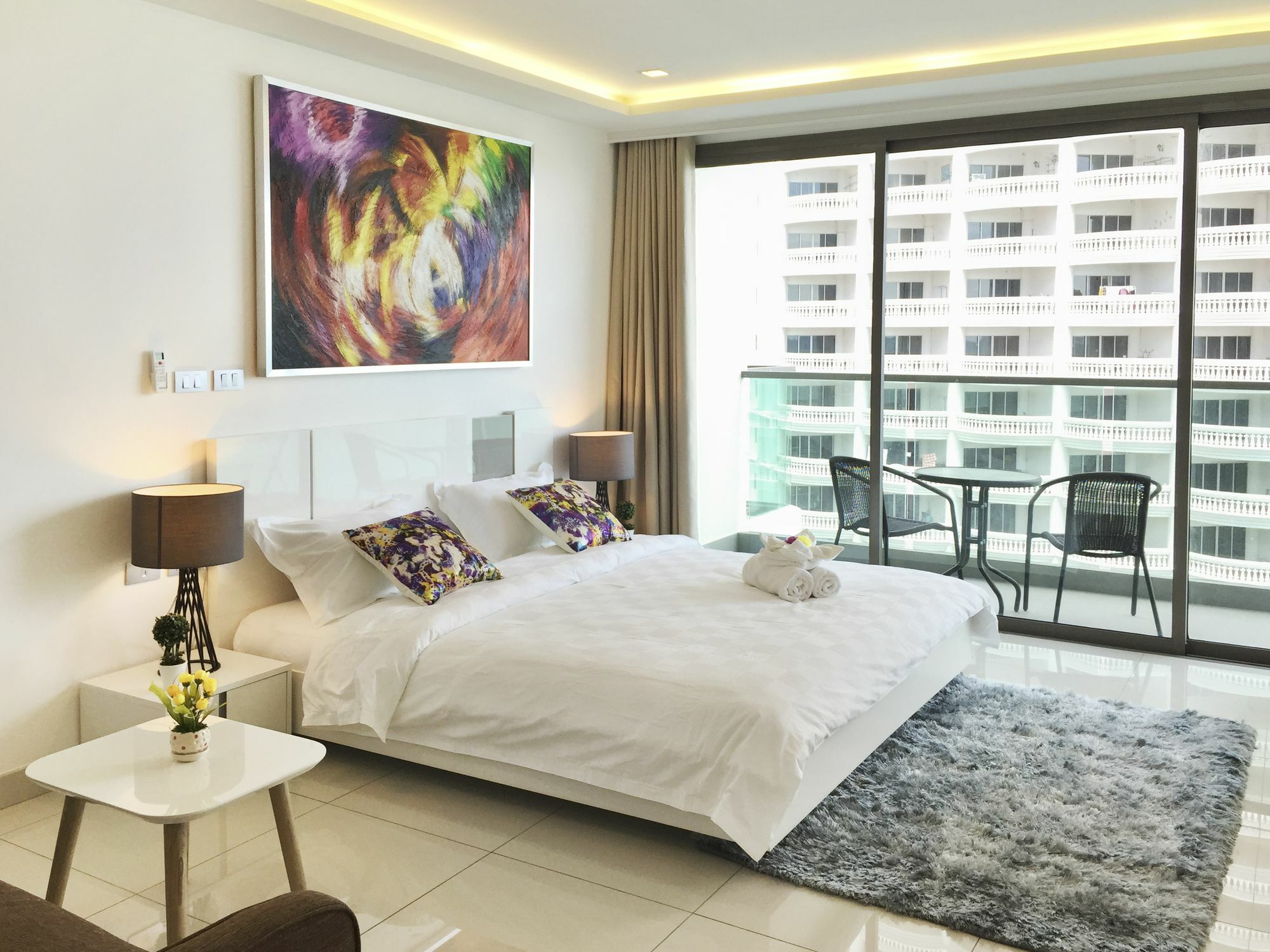Wong Amat 2 Br Apartment Pattaya