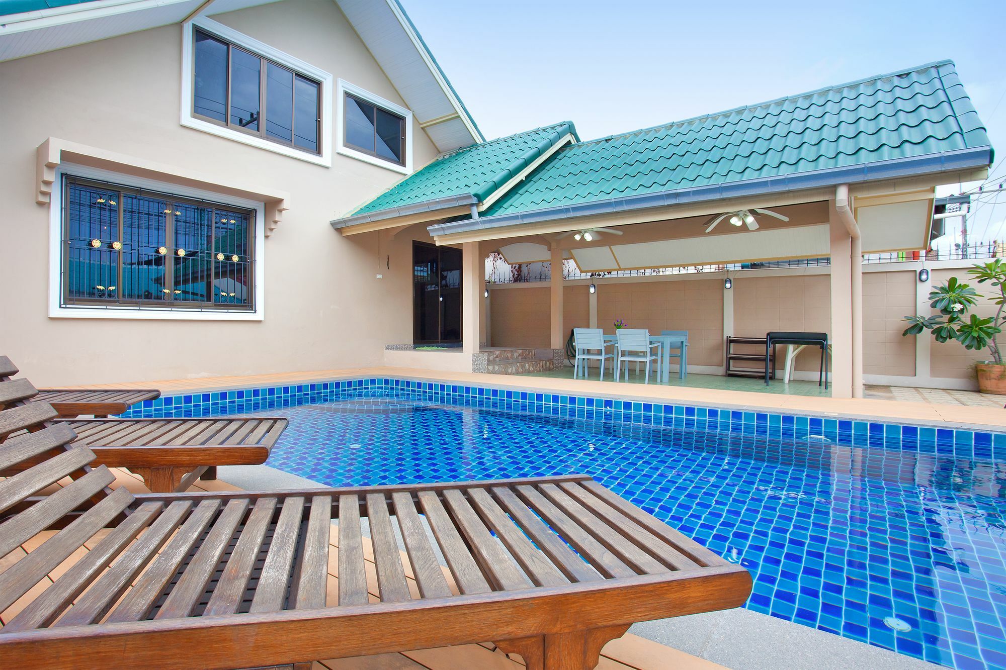 Villa Enigma