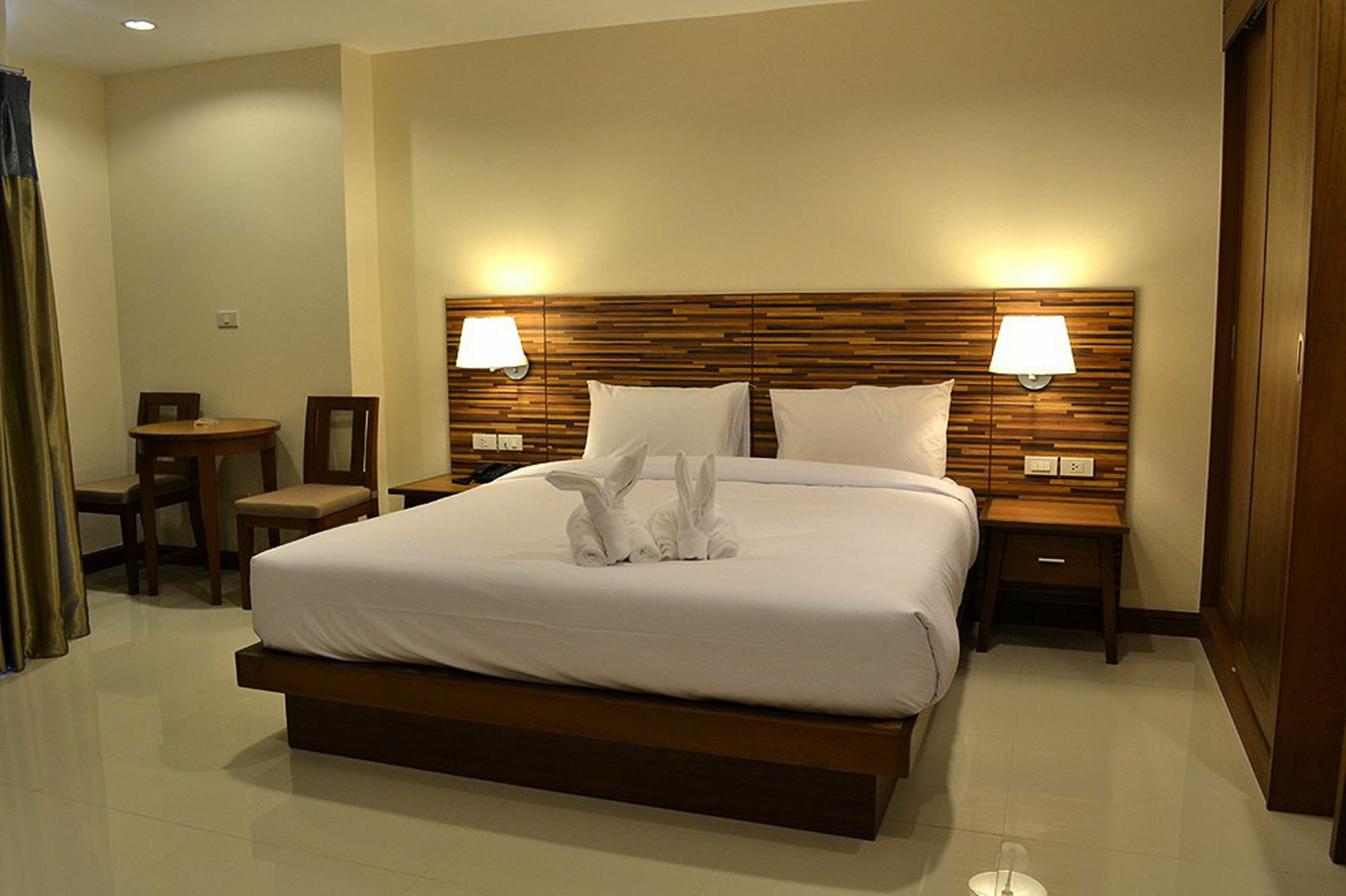 D Xpress Hotel