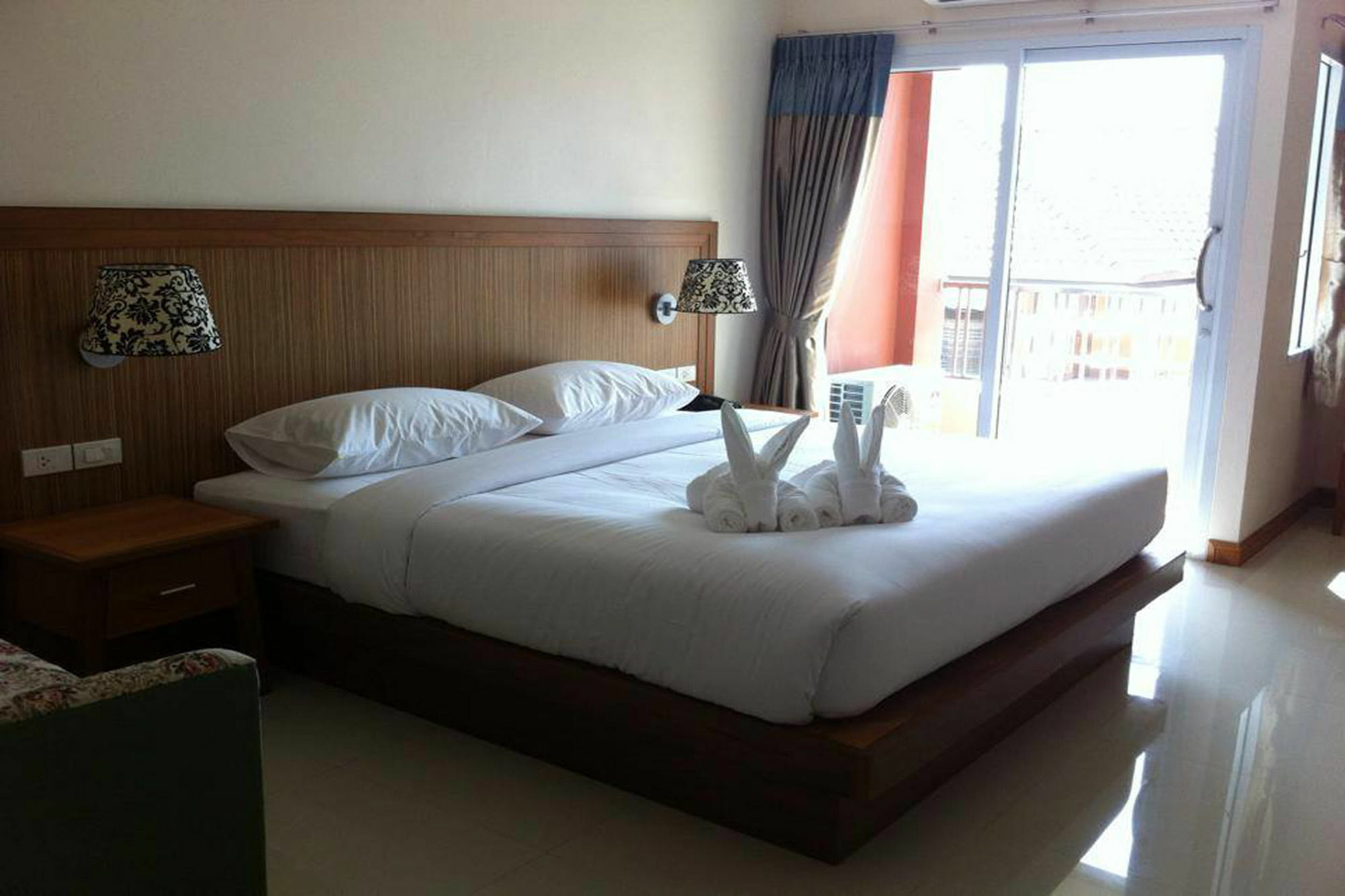 D Xpress Hotel