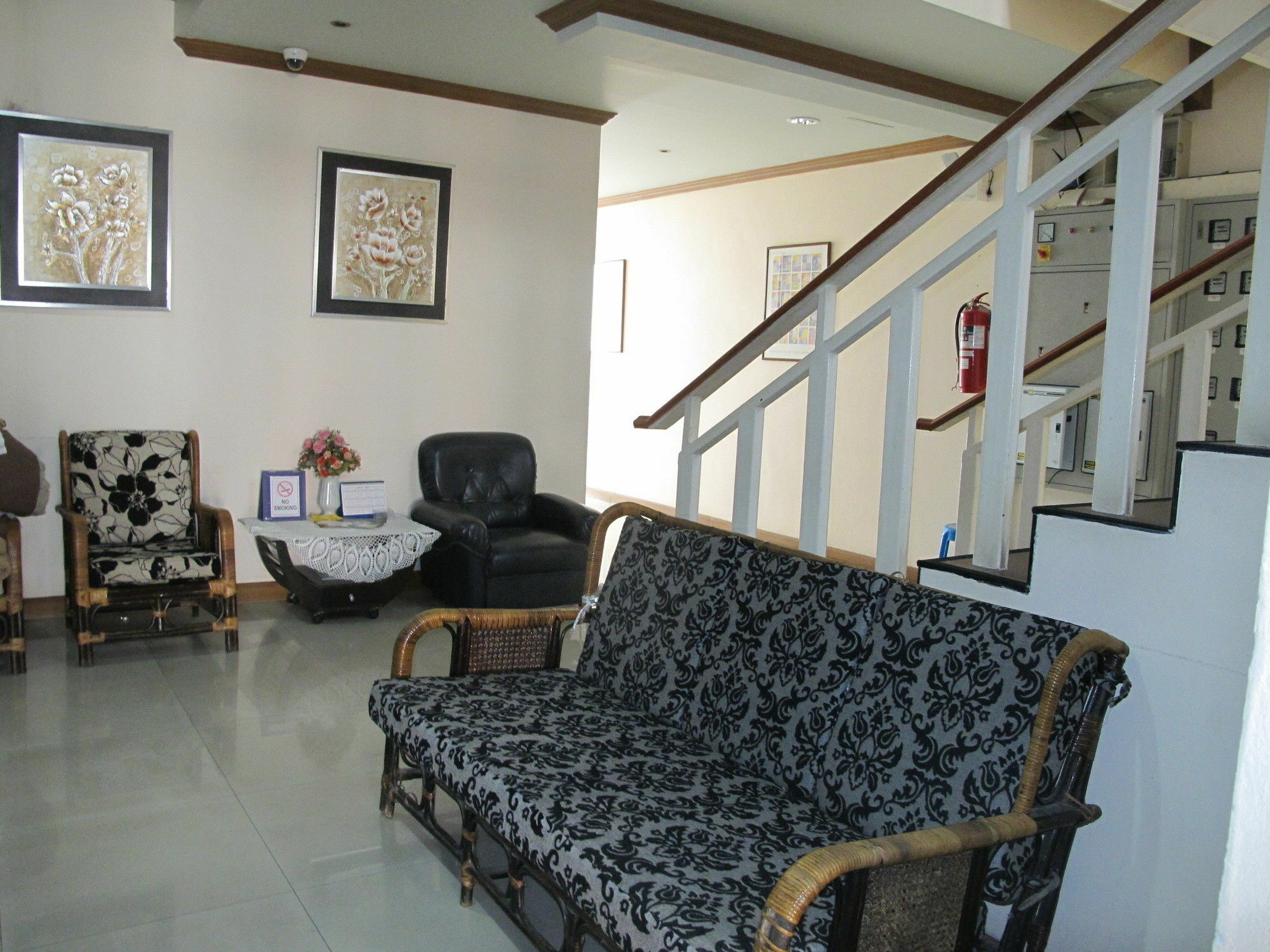 Apartment Rouge Service Pattaya