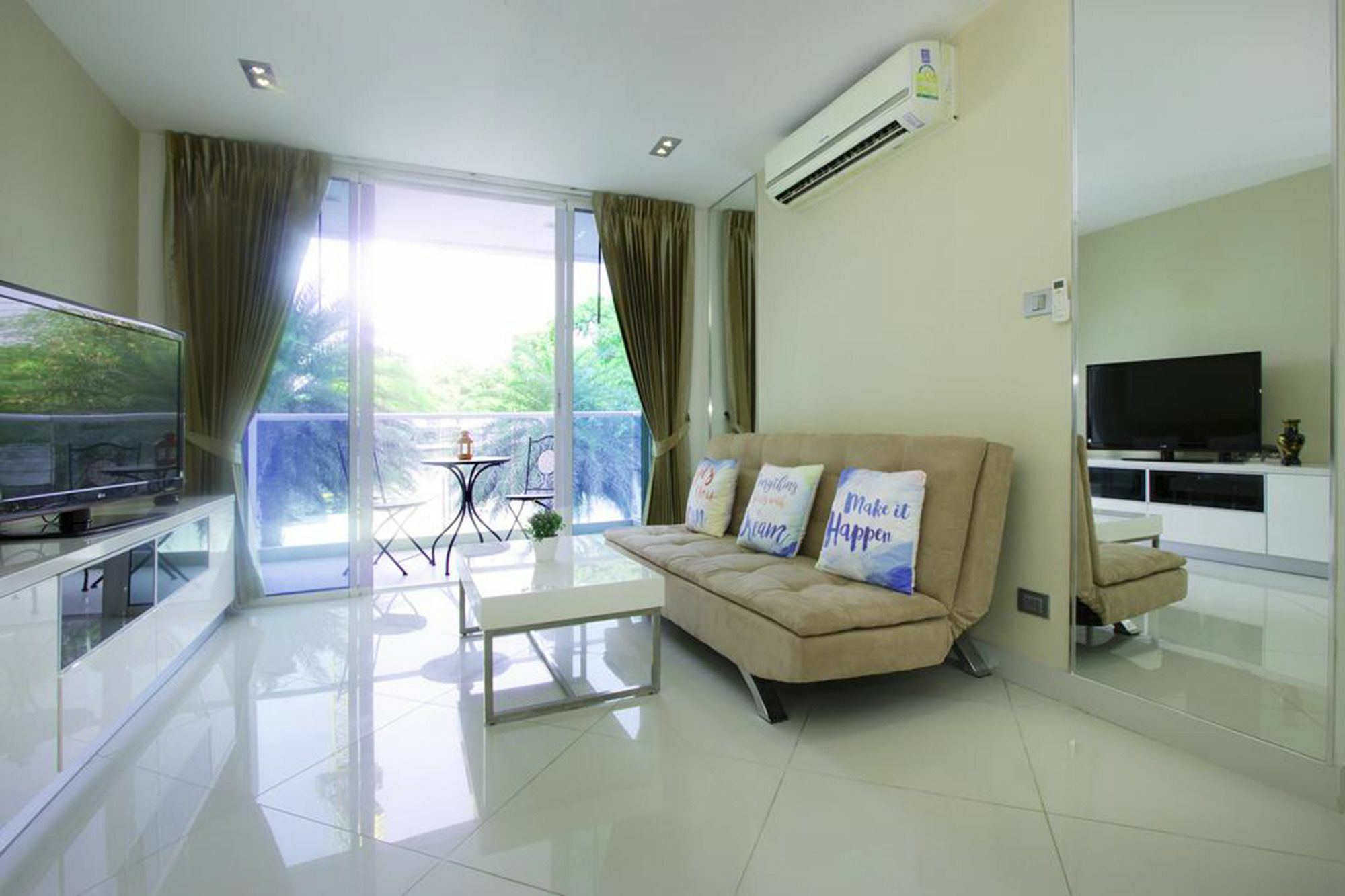 Cozy Pattaya