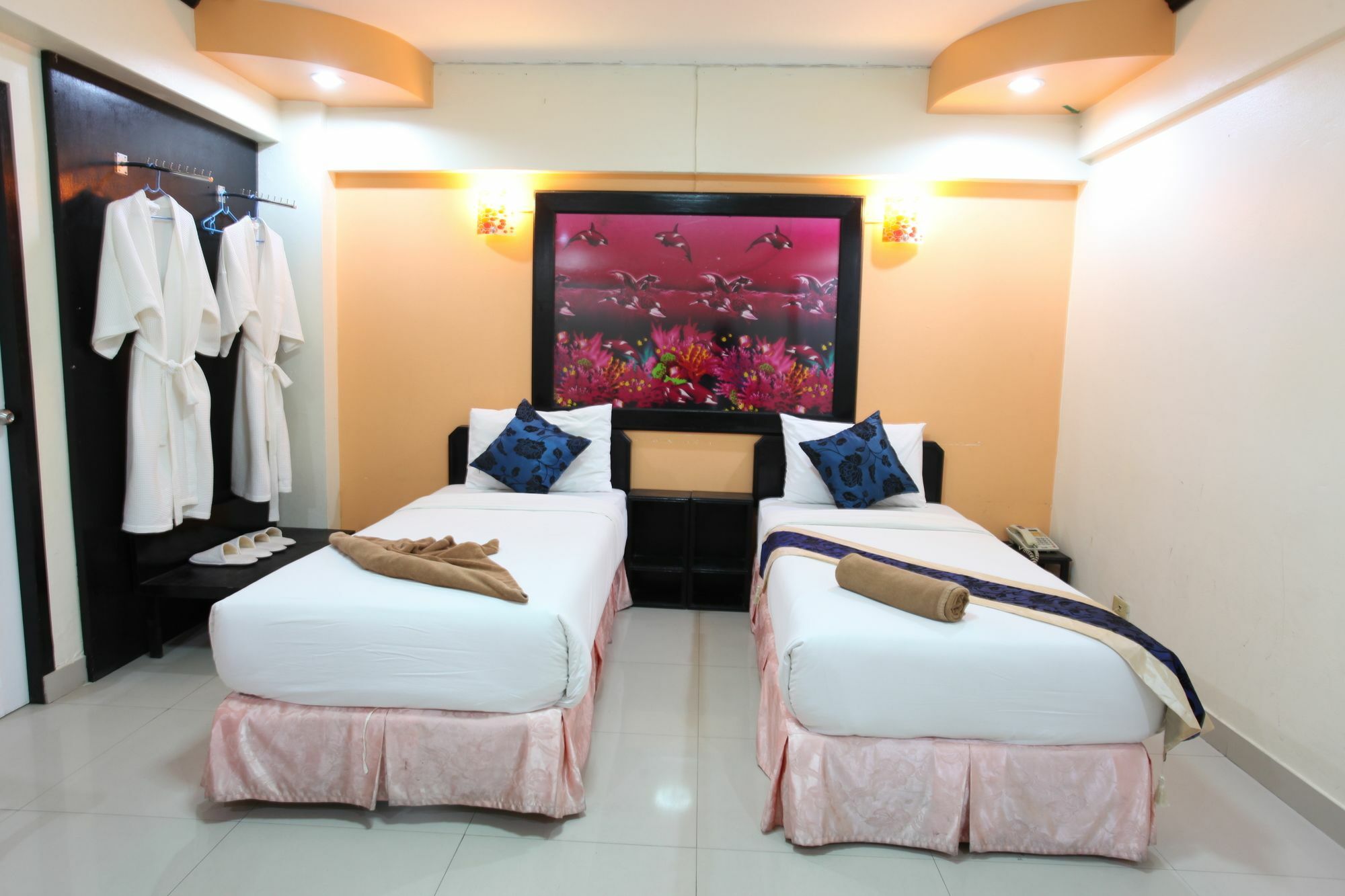 Home Pattaya Hotel