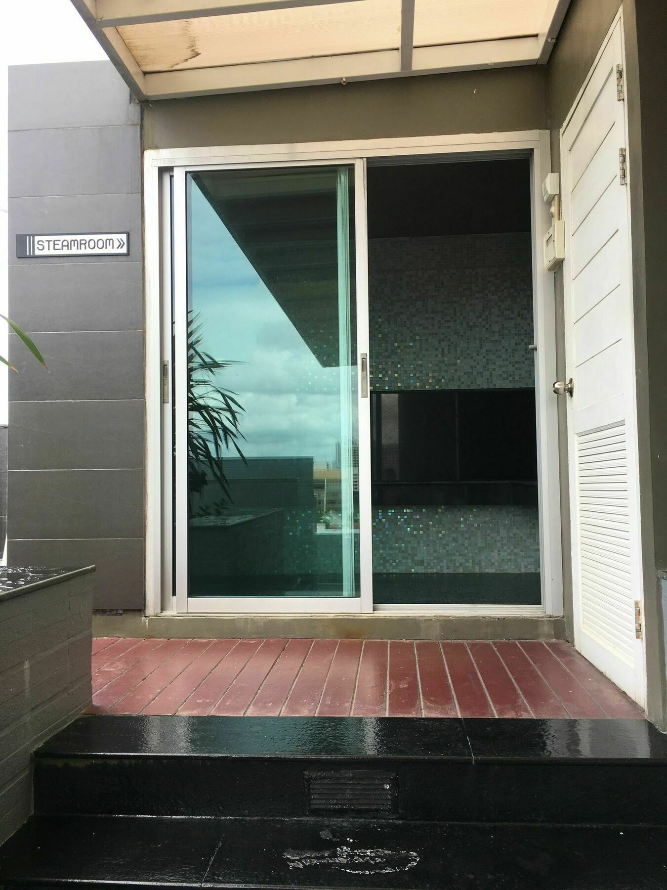 The Gallery D41 Apartment