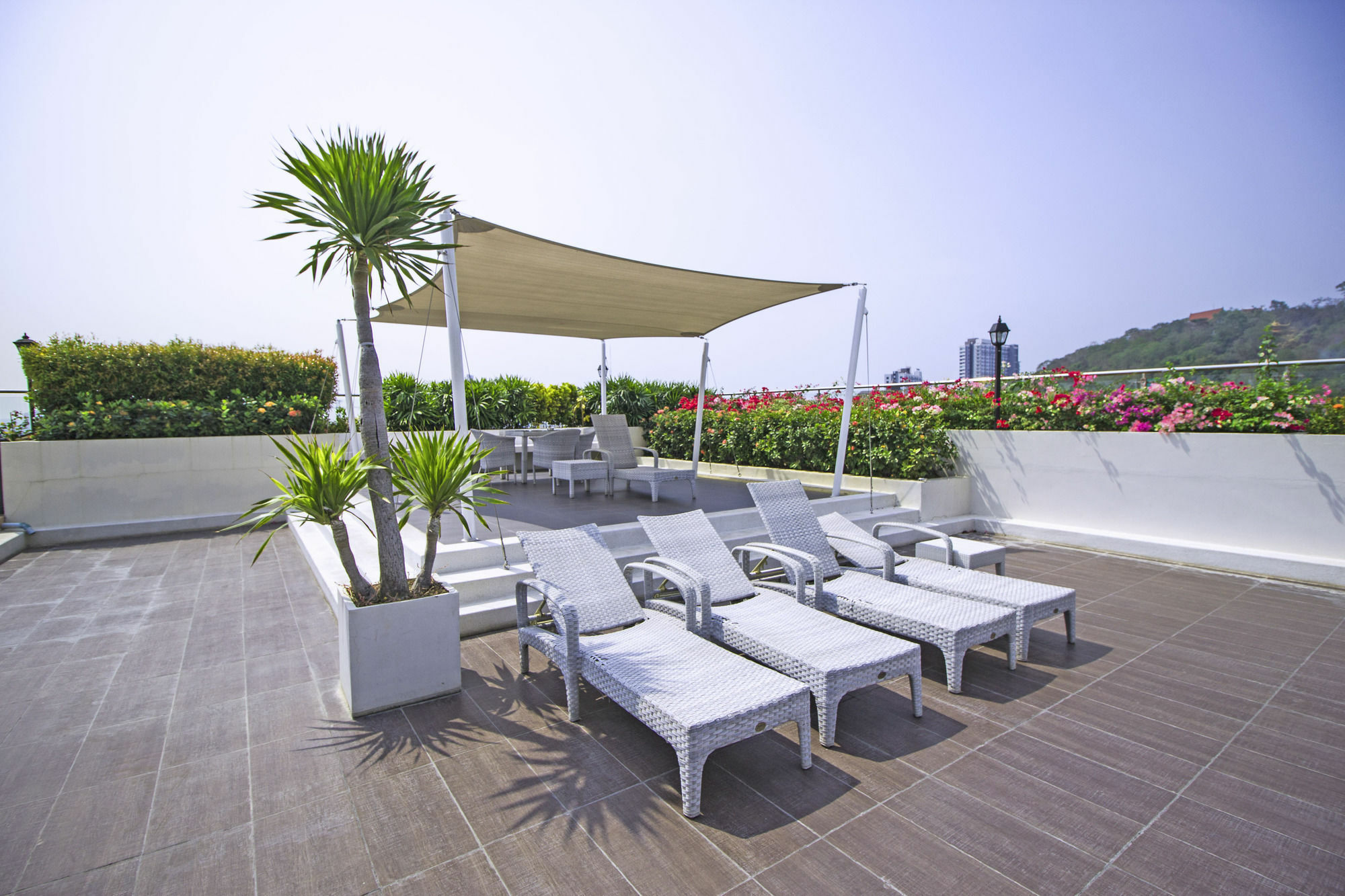 Hotel Hyde Park By Sunny
