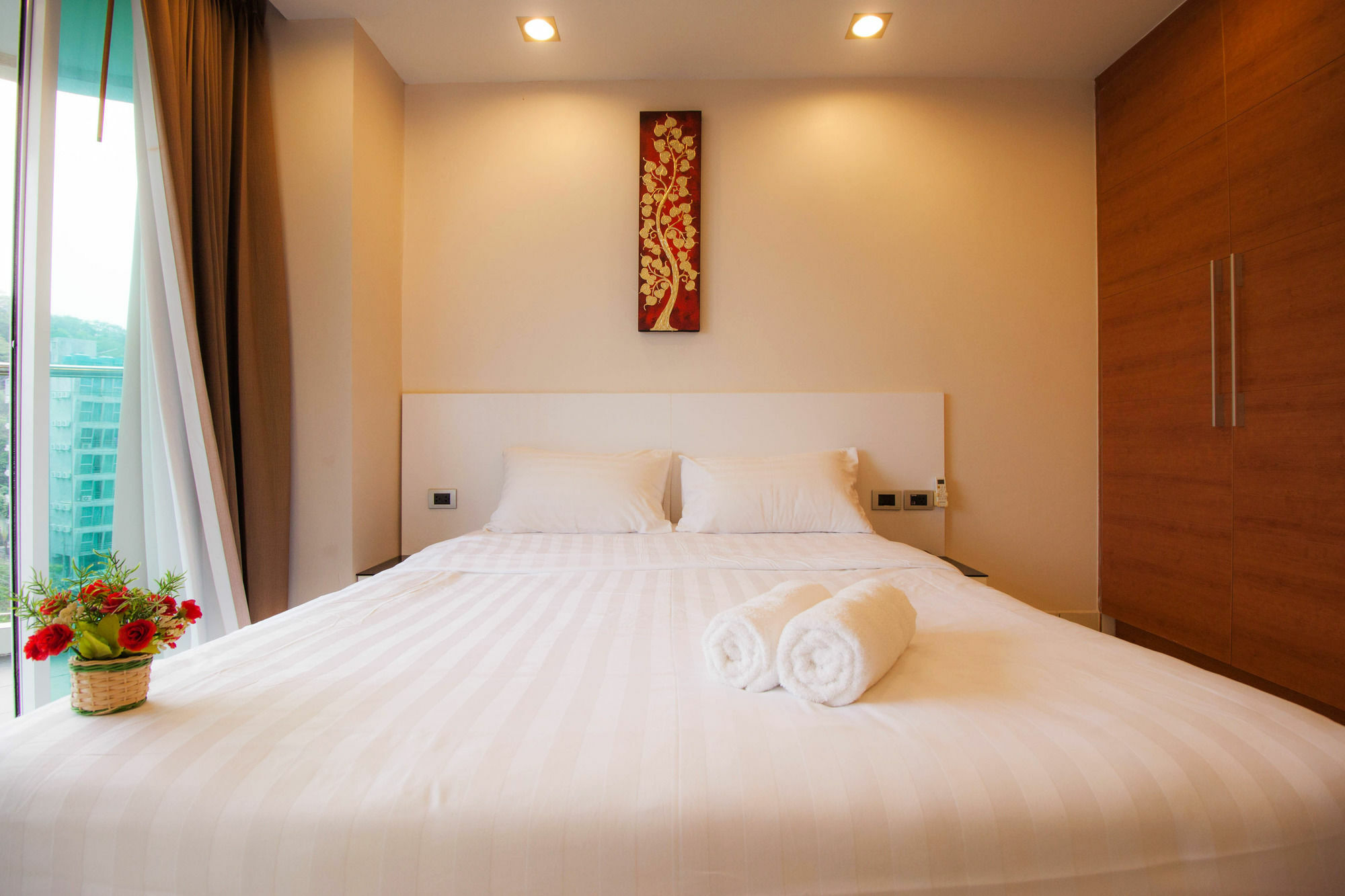 Hyde Park By Sunny Hotel Pattaya