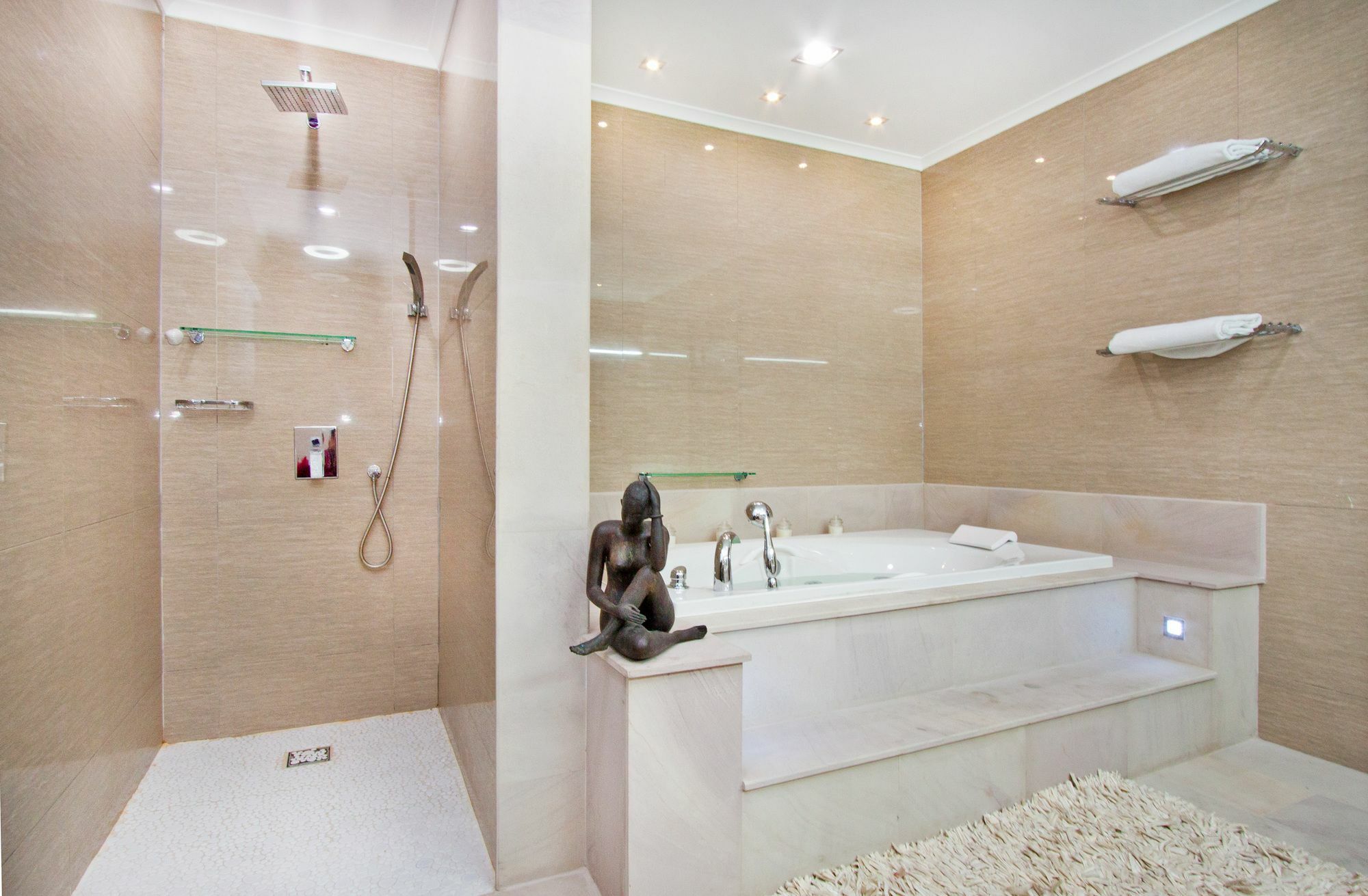 Villa Royale Grand *