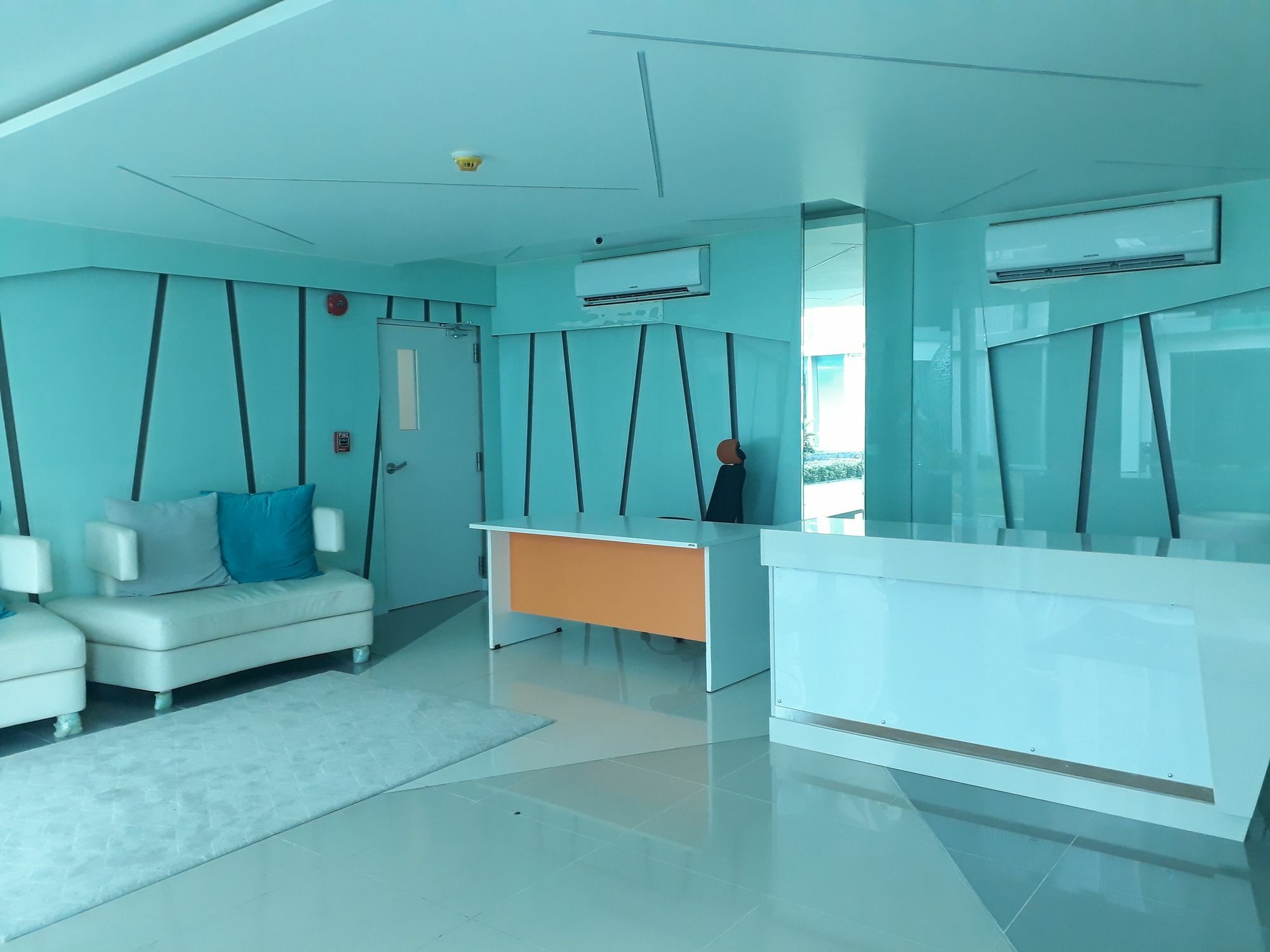 Center Apartment *