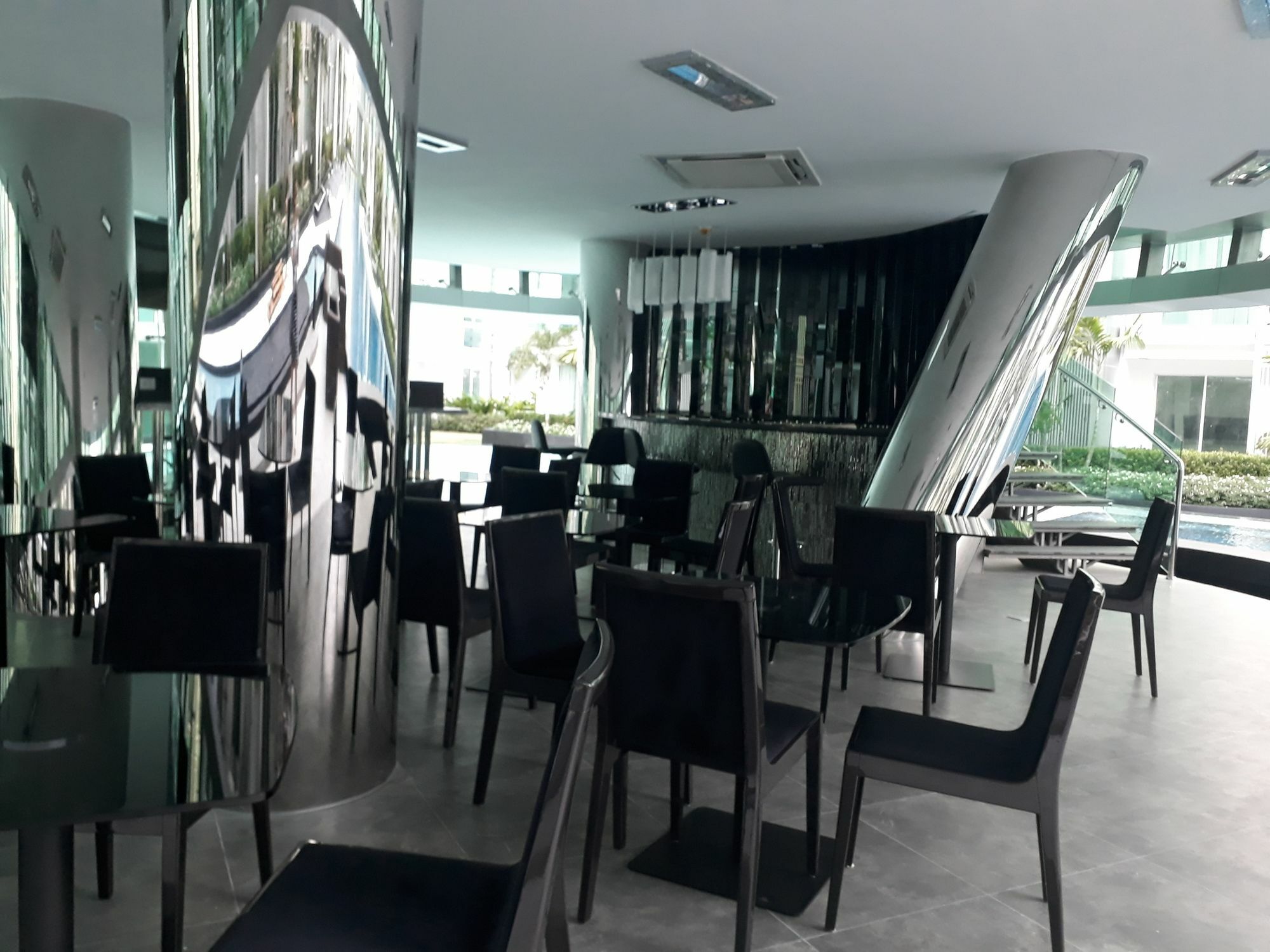 Apartment Center Pattaya