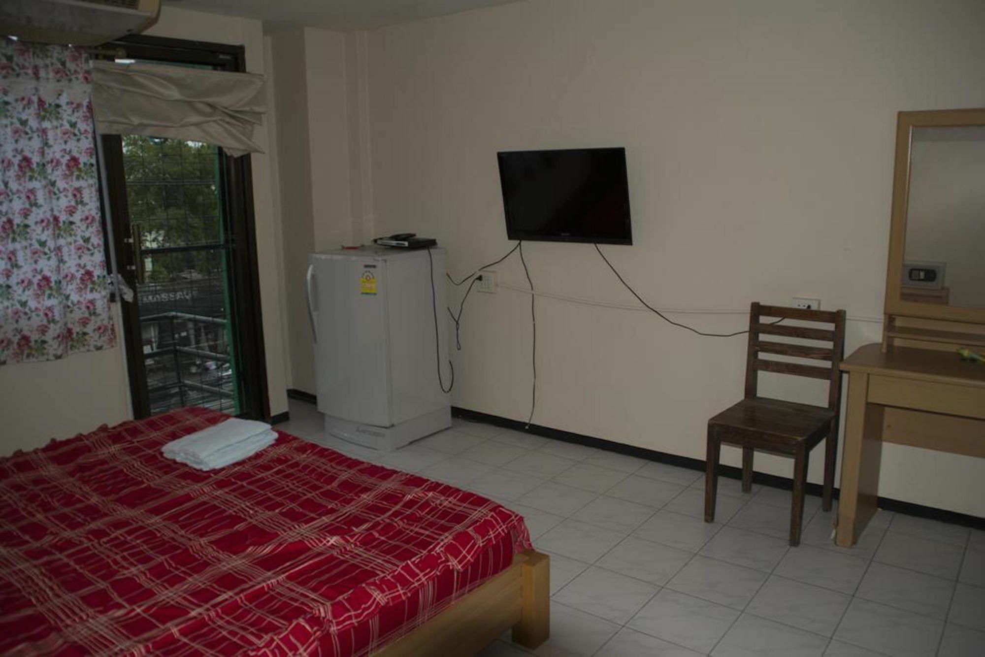 Ryan's Bar Guest house
