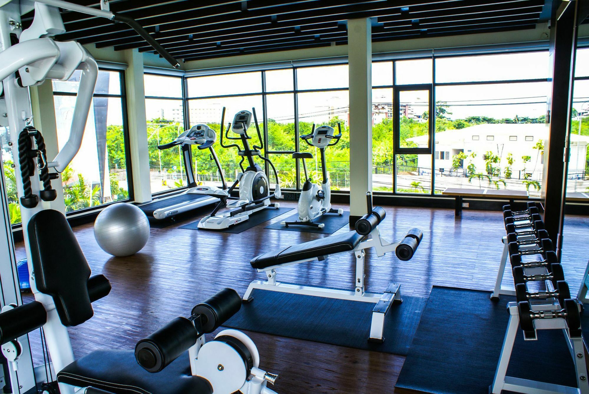 Hotel Dusit Grand View Jomtien 3*