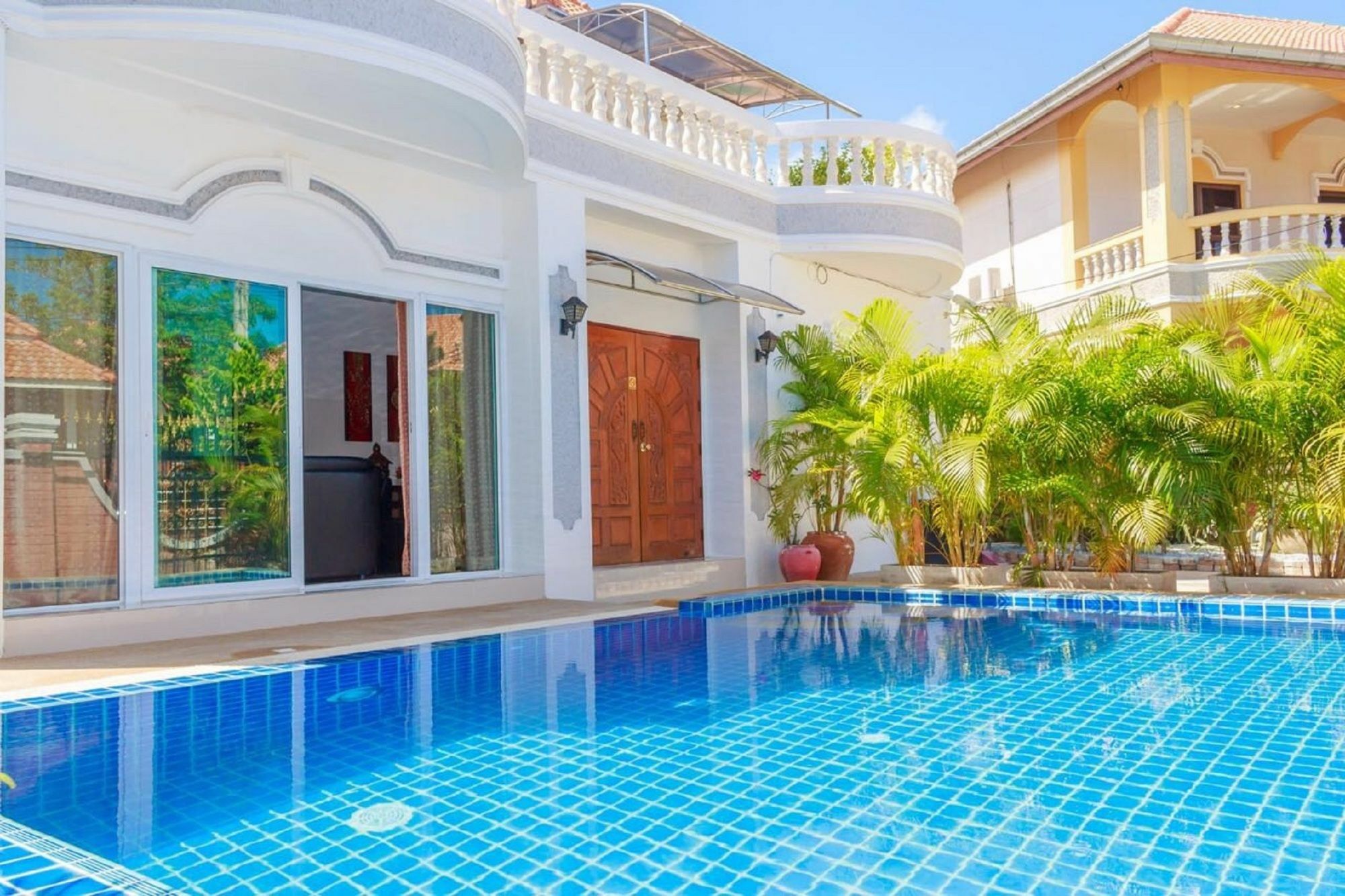 Ratana - House Walking Street Villa