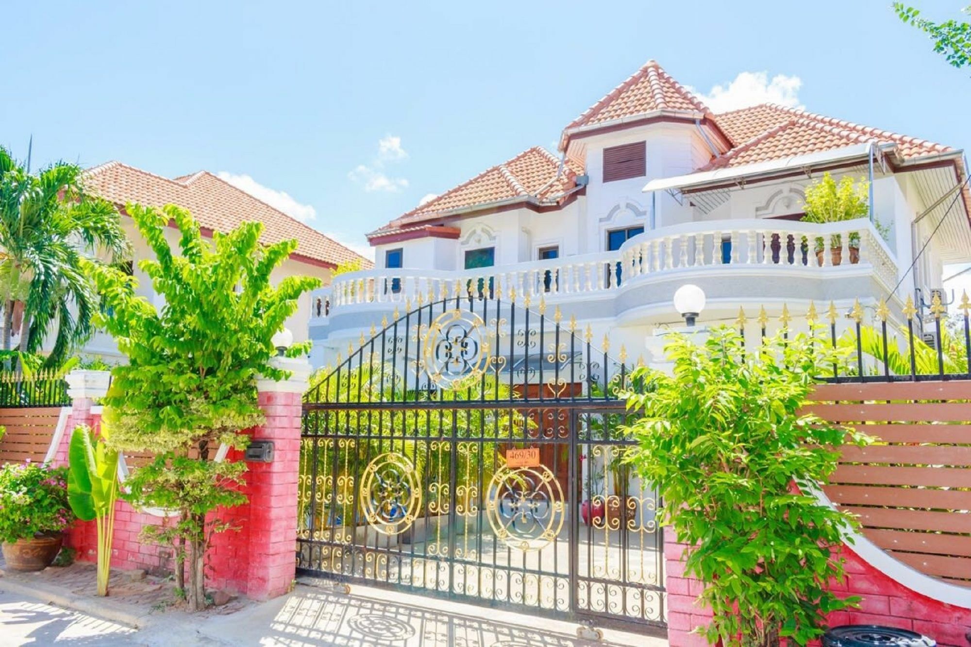 Villa Ratana - House Walking Street *