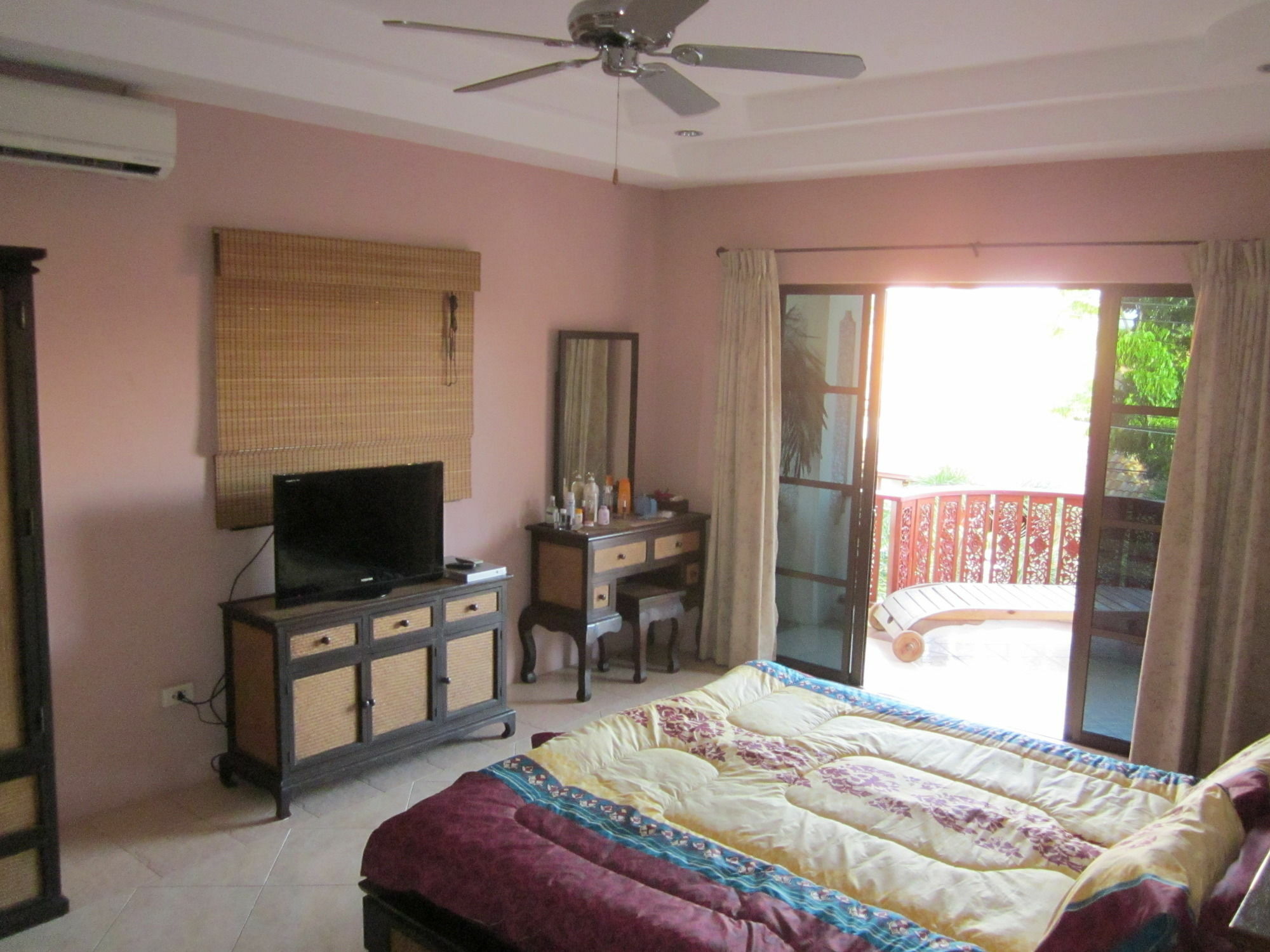 Baan Kanittha - 5 Bedrooms Pool * Pattaya