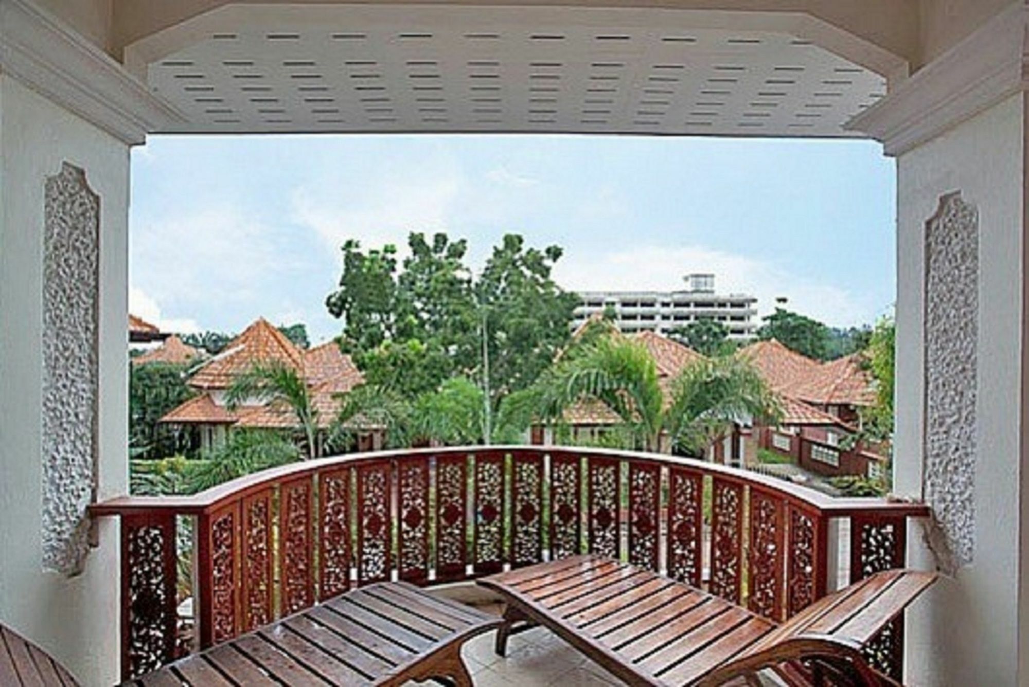 Villa Baan Kanittha - 5 Bedrooms Pool