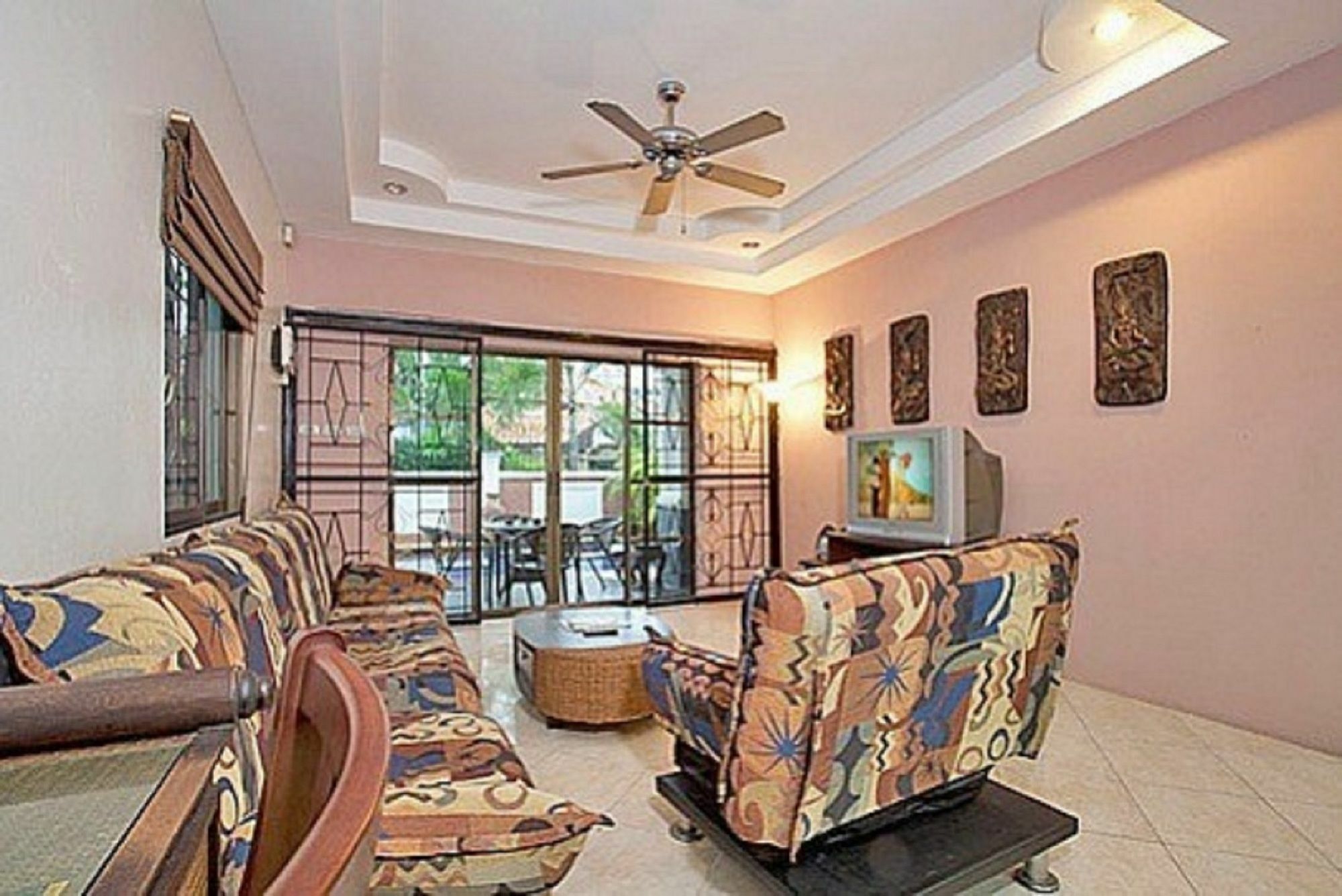 Baan Kanittha - 5 Bedrooms Pool Villa *