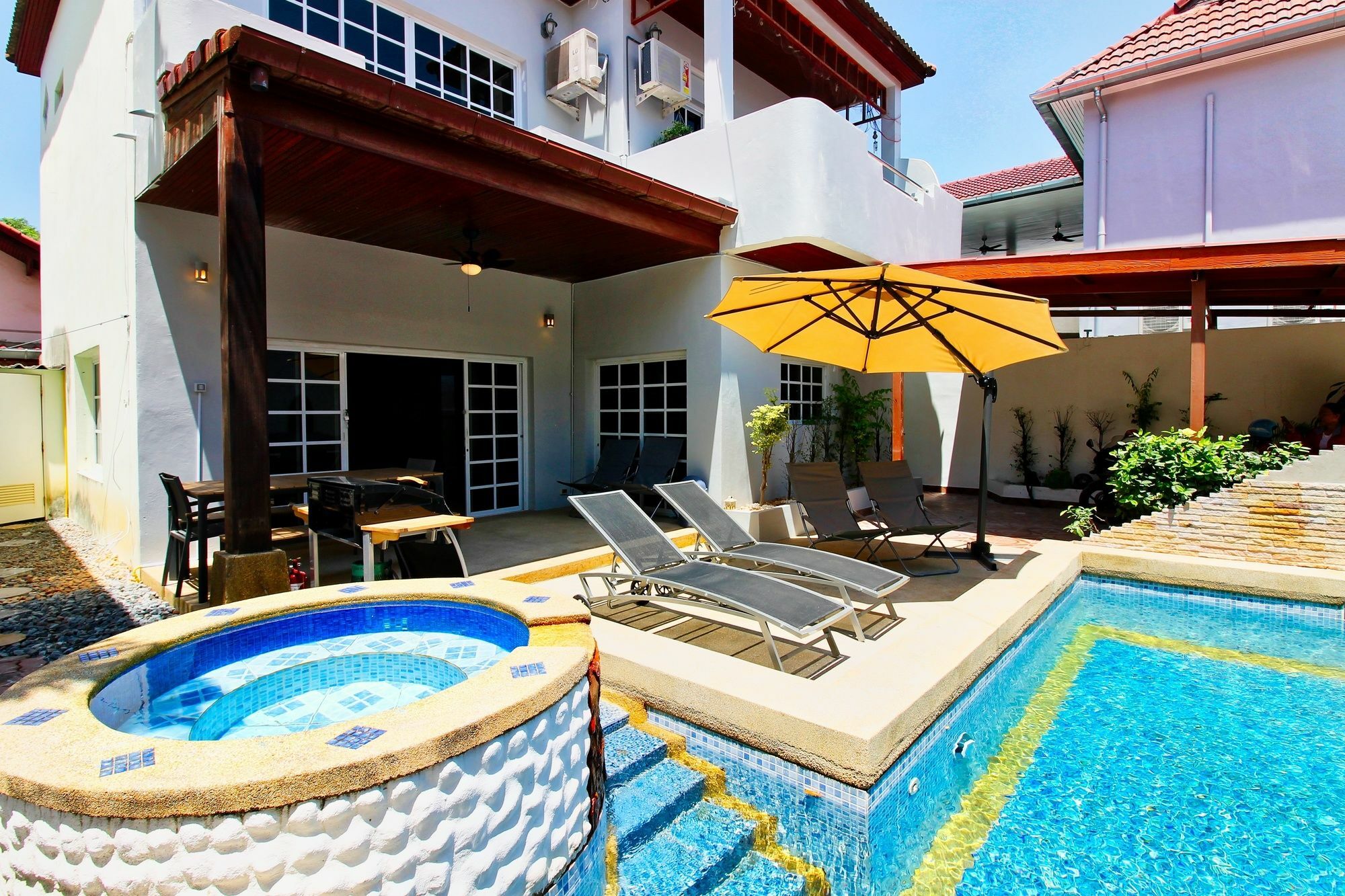 Grande Adam Private Pool Villa