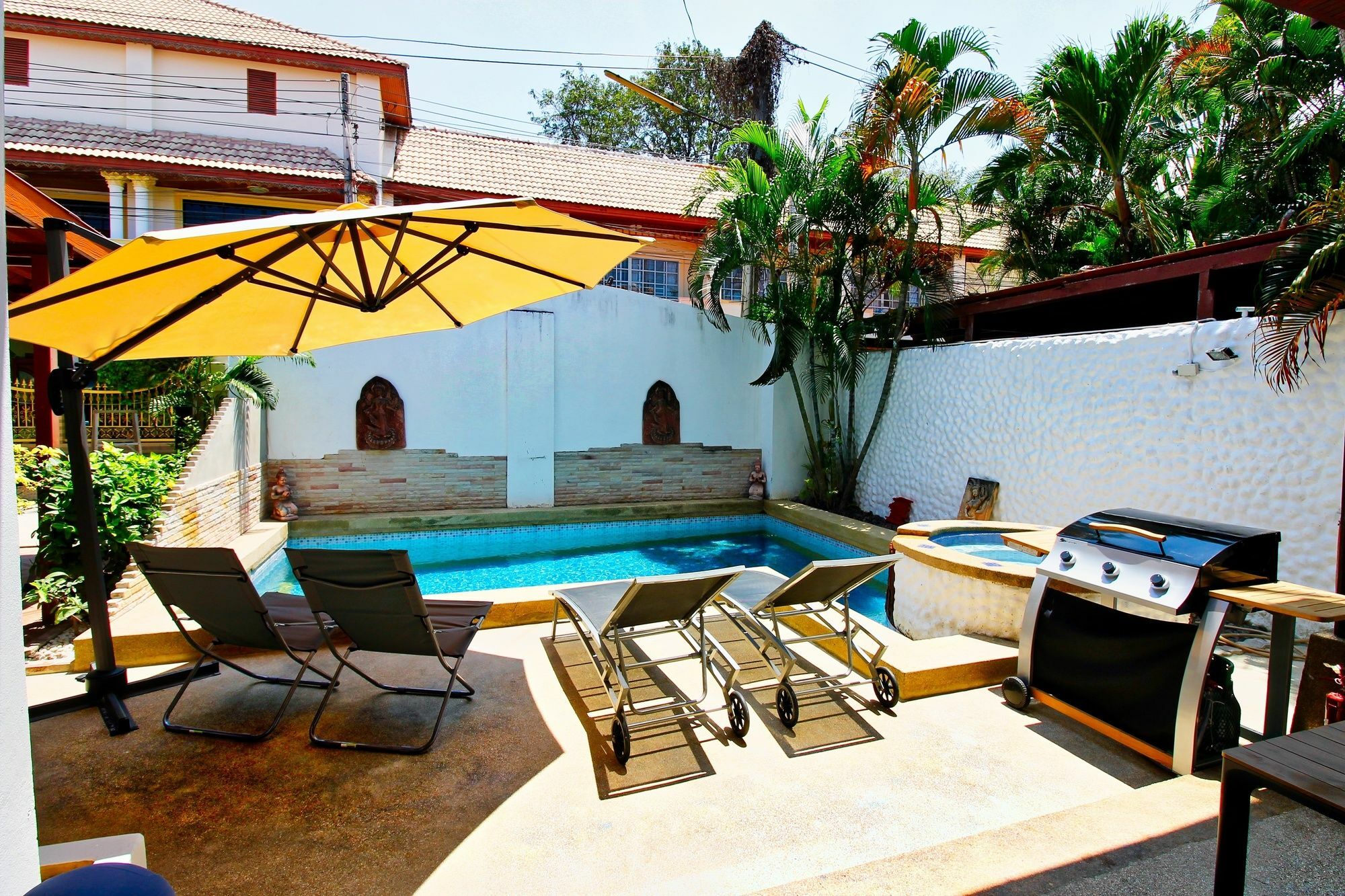 Grande Adam Private Pool Villa Pattaya