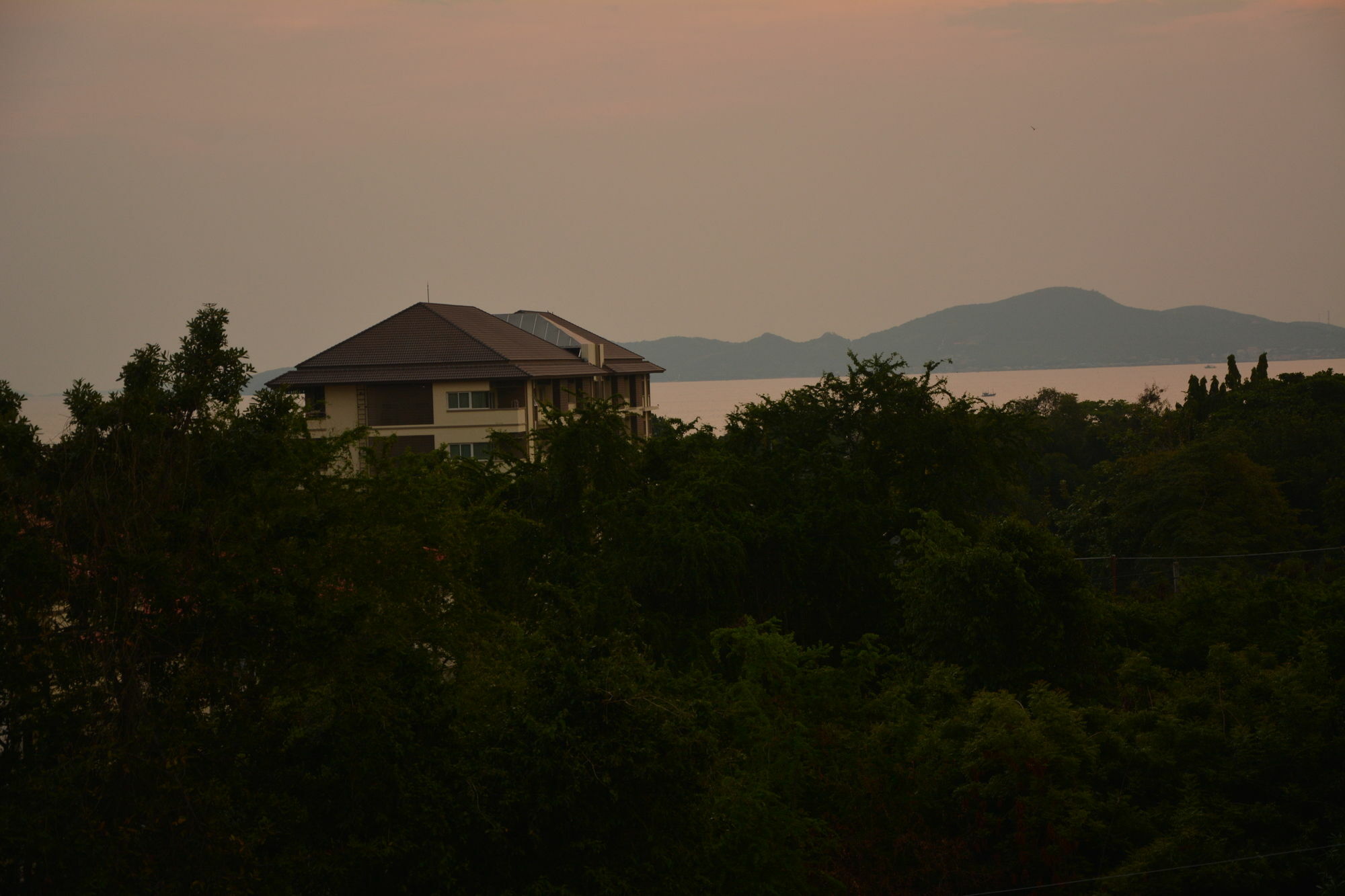 Jomtien Hill Pratamnak Apartment *