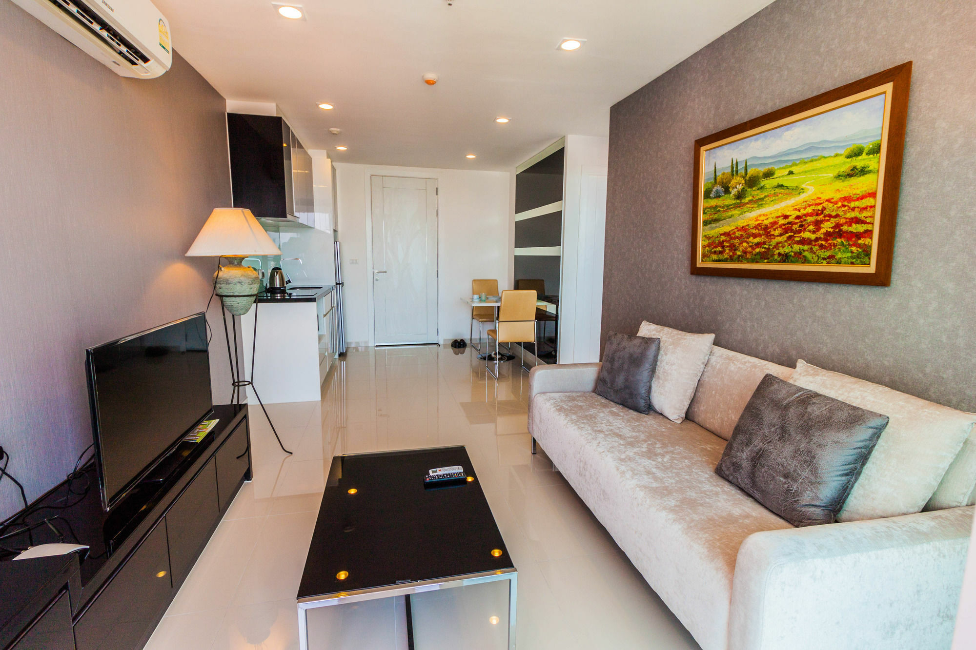 Apartamento Vision Pratumnak By Sunny Pattaya
