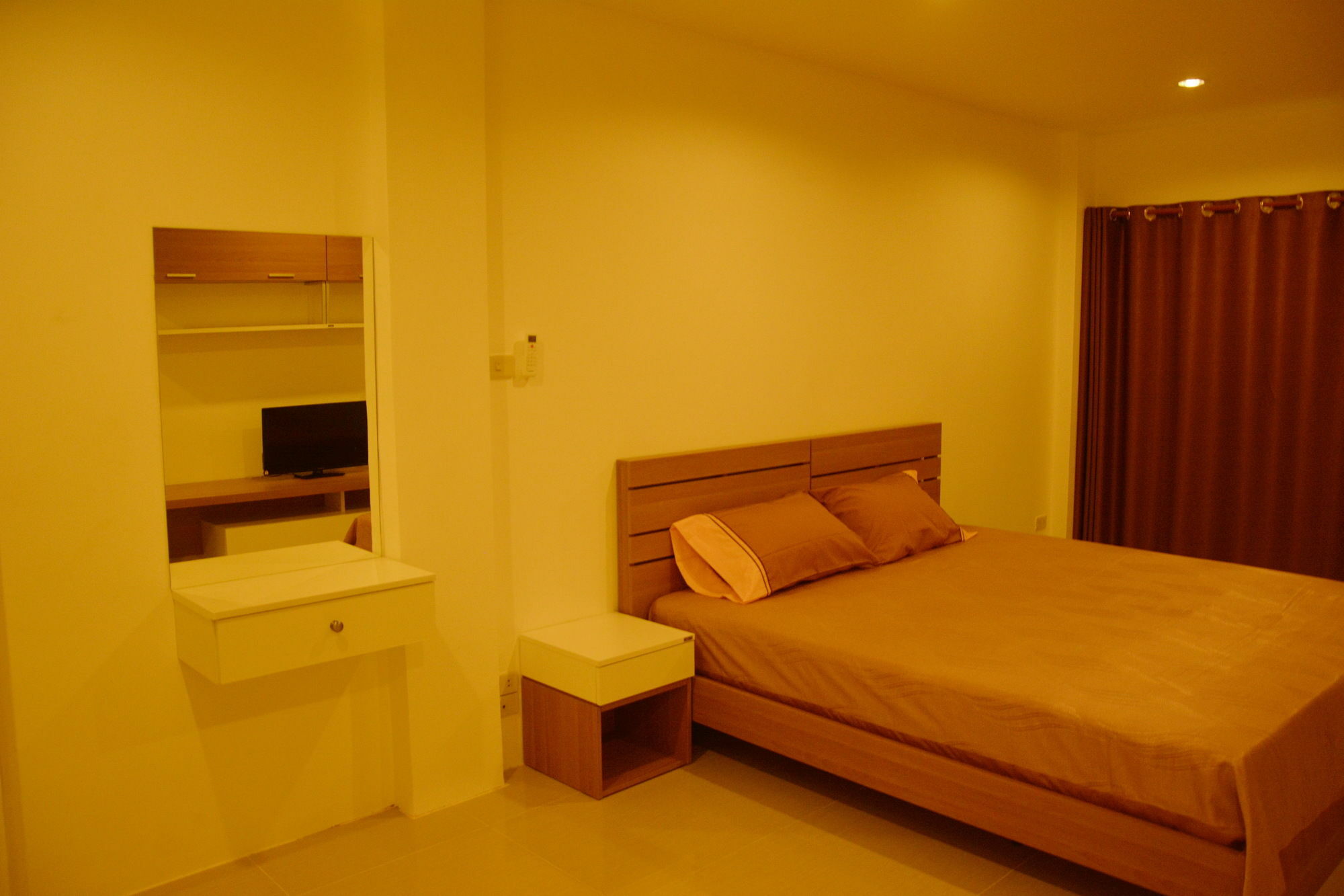 Jomtien Hill Pratamnak Apartment *