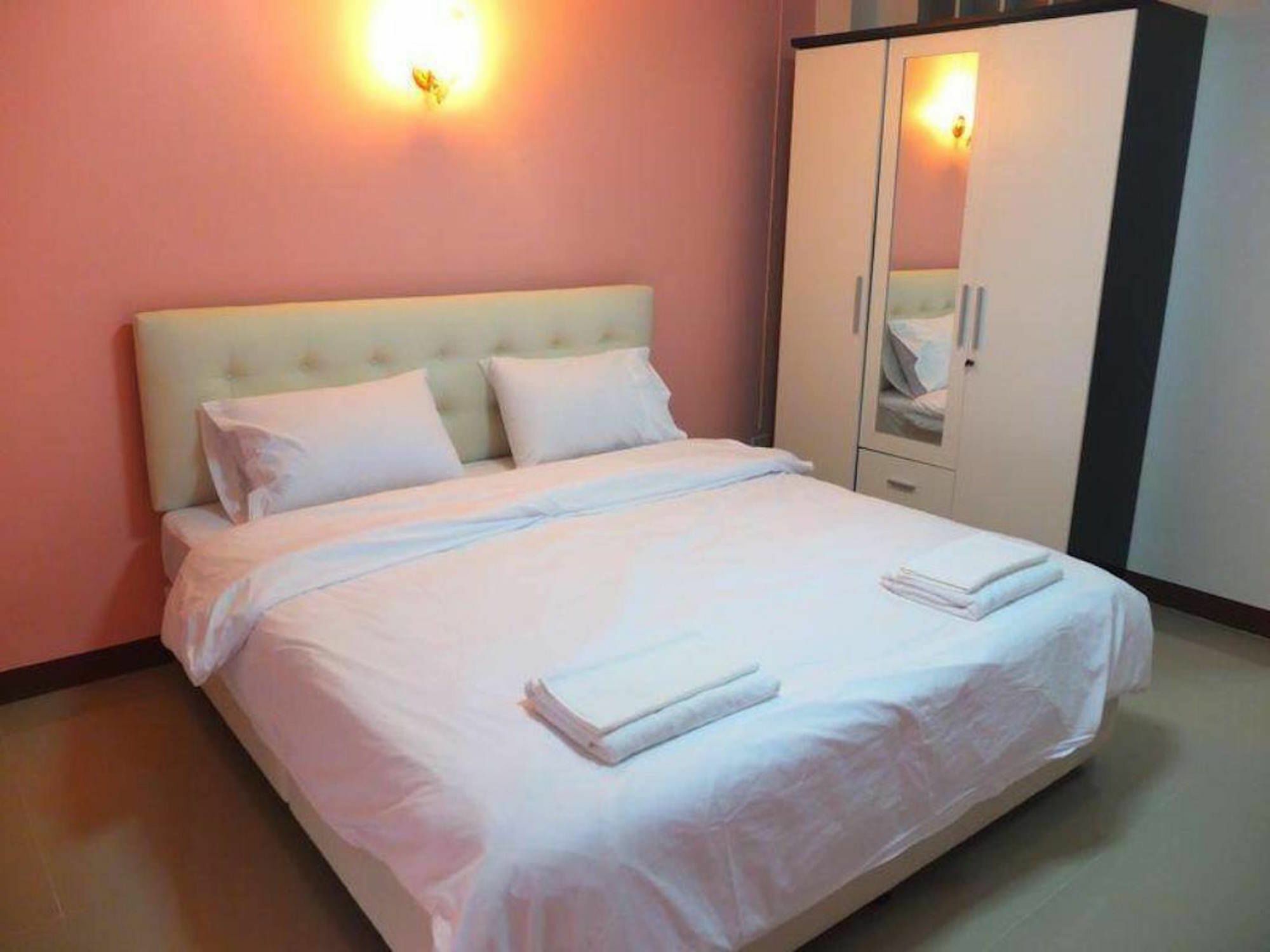 Chanyarus Place Hotel